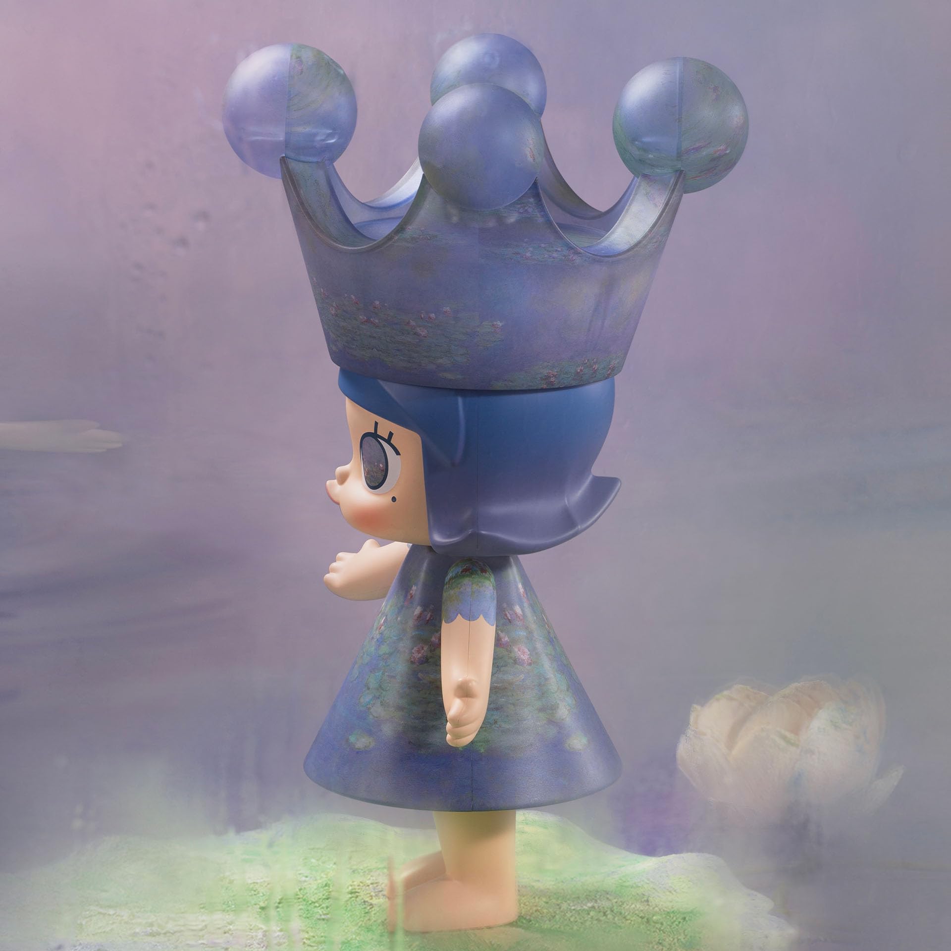 POP MART MEGA Royal Molly 400% Monet-Les Nymphéas Collectible Art Figure - Limited Edition Vinyl Toy for Modern Home Decor & Office Display - Perfect for Collectors, Gift Giving & Interior Design Accent