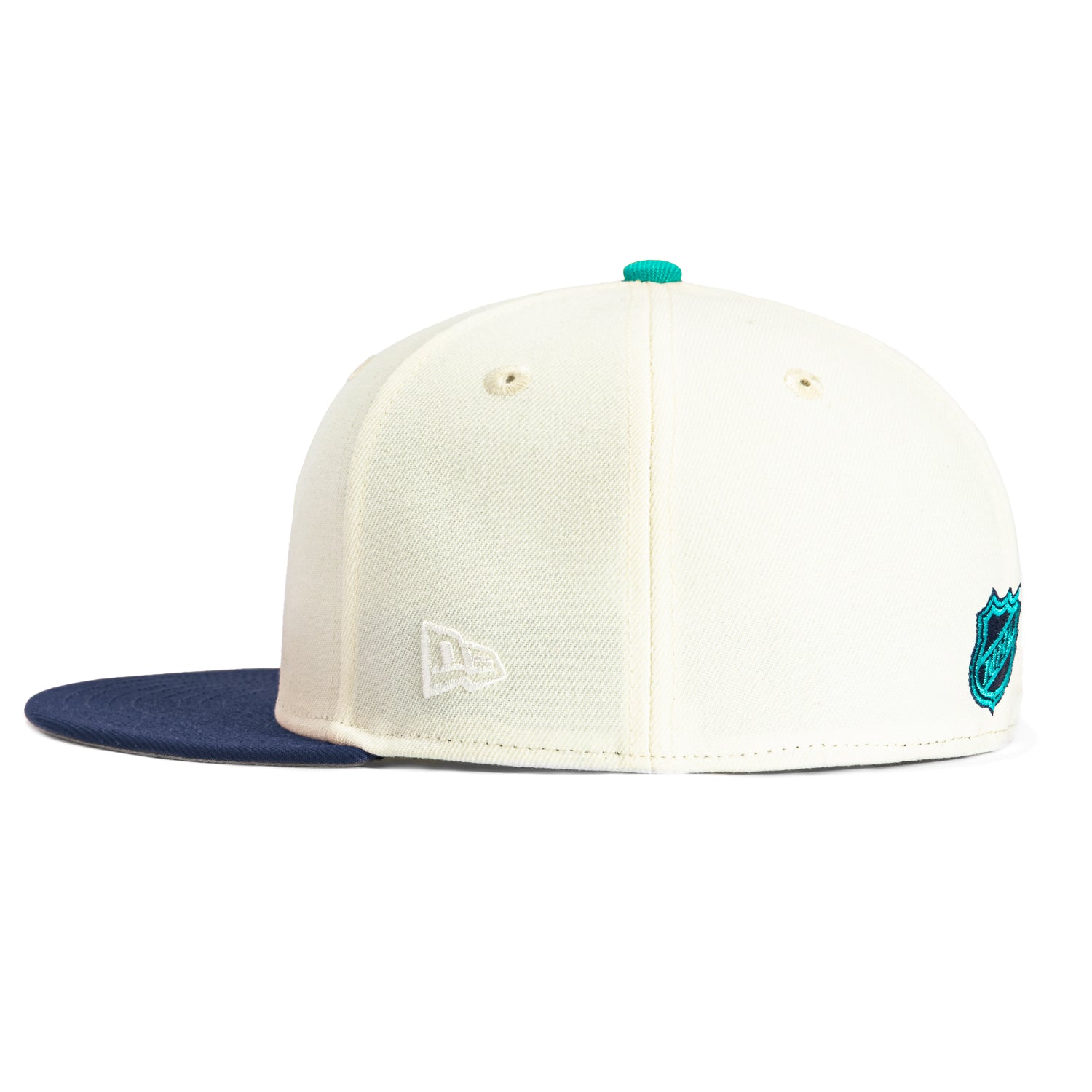 New Era 59Fifty White Dome New York Islanders Baseball Cap - White & Light Navy - Adjustable Snapback Hat for Men & Women - Perfect for Sports Fans, Casual Wear & Gameday Outfits