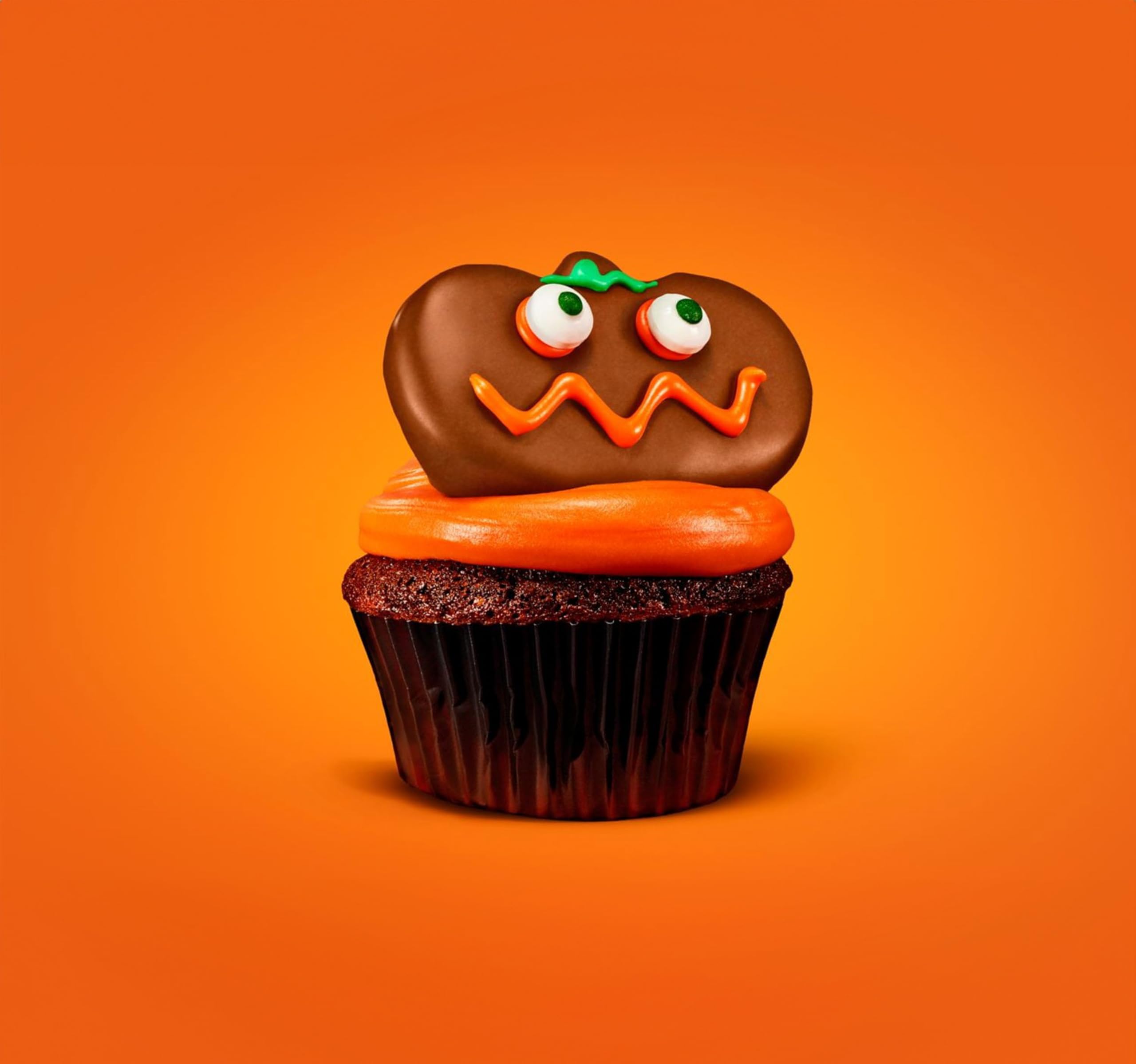 Reese's Milk Chocolate Peanut Butter Pumpkins - 36 Count Halloween Candy Bulk Pack (1.2 oz Each) - Perfect for Trick-or-Treating, Halloween Parties, Office Treats & Holiday Gift Baskets