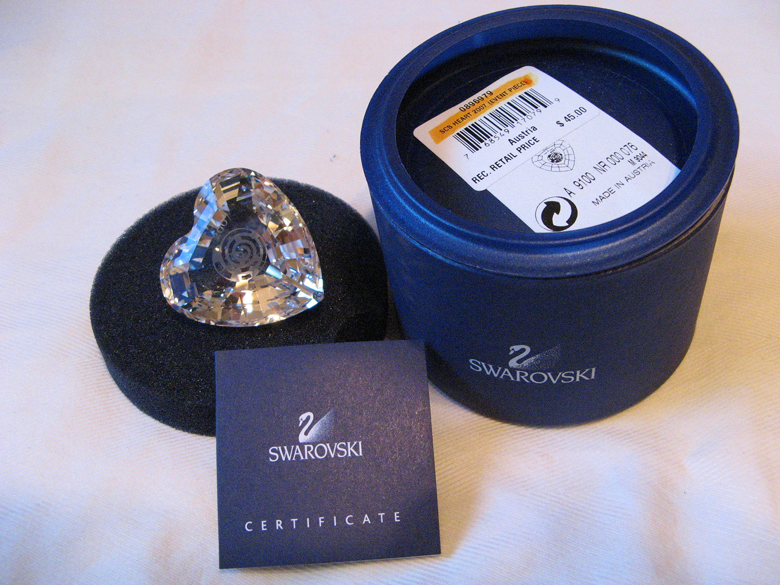 Swarovski SCS Heart 2007 Limited Edition Crystal Collectible - Perfect for Valentine's Gifts, Anniversary Presents & Special Occasions