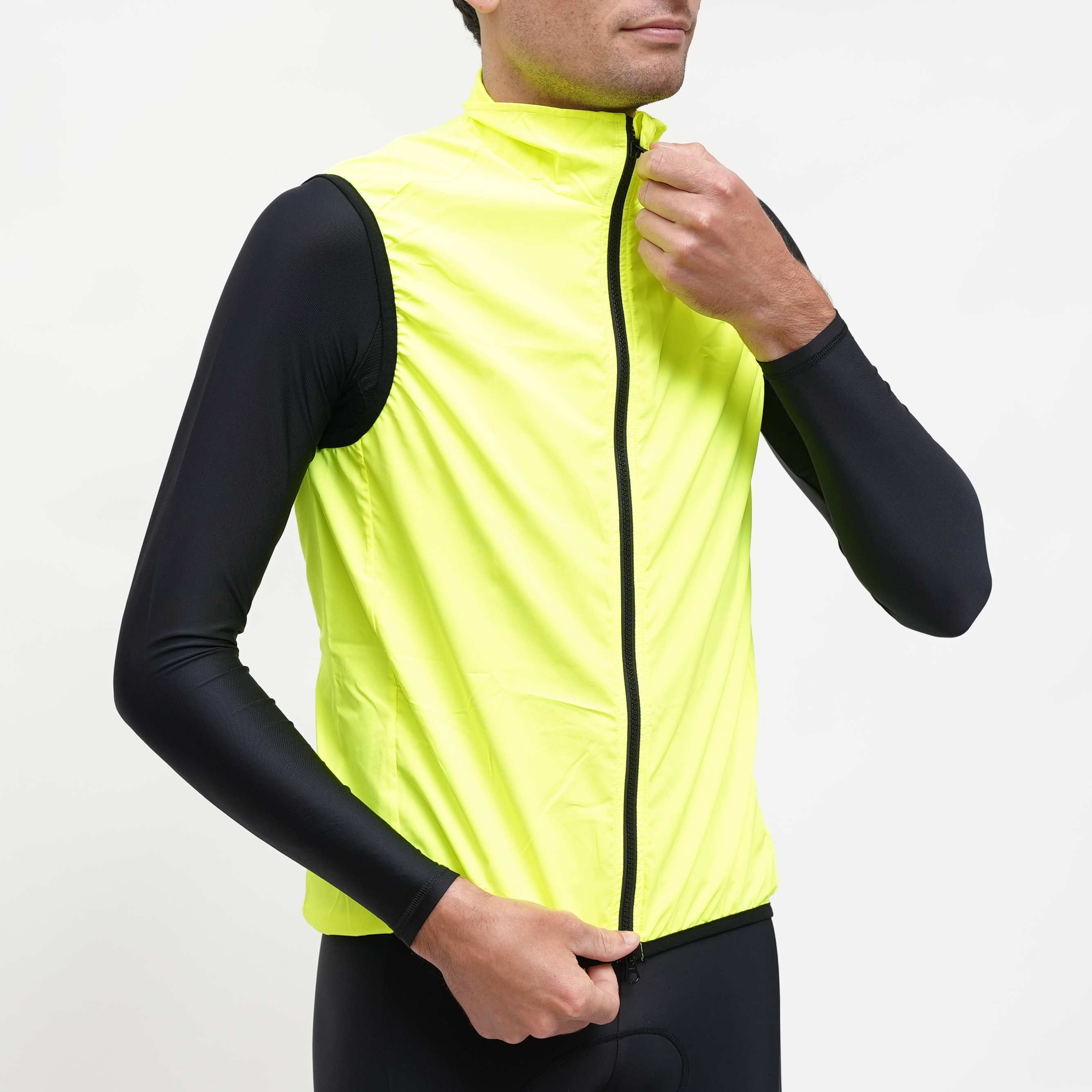 High Visibility Wind Vest - Reflective Safety Vest for Outdoor Work, Running & Cycling - Lightweight Windbreaker for Men & Women