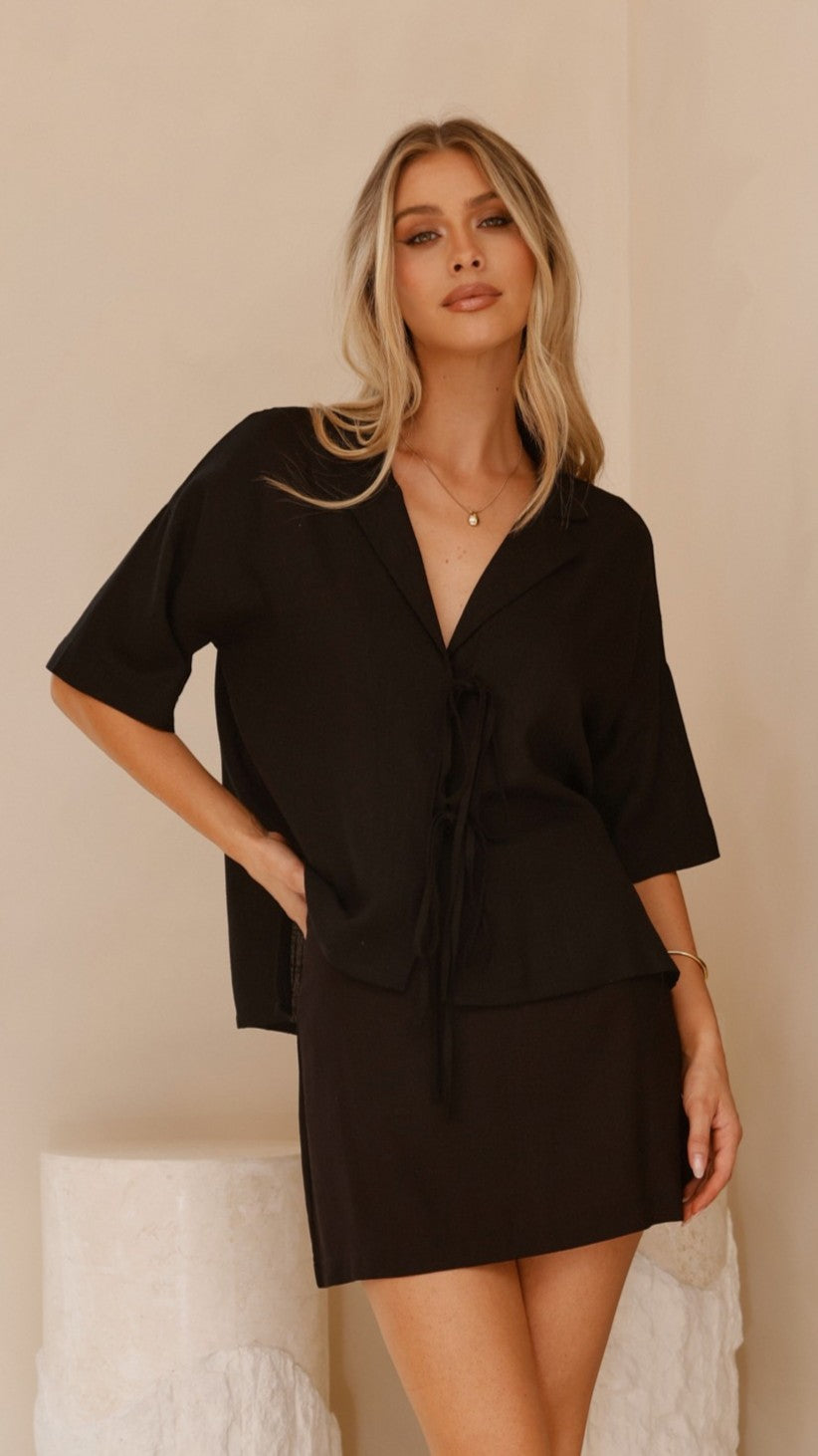 Louise Top for Women - Black Elegant Blouse for Casual & Office Wear | Perfect for Daily Outfits & Professional Looks