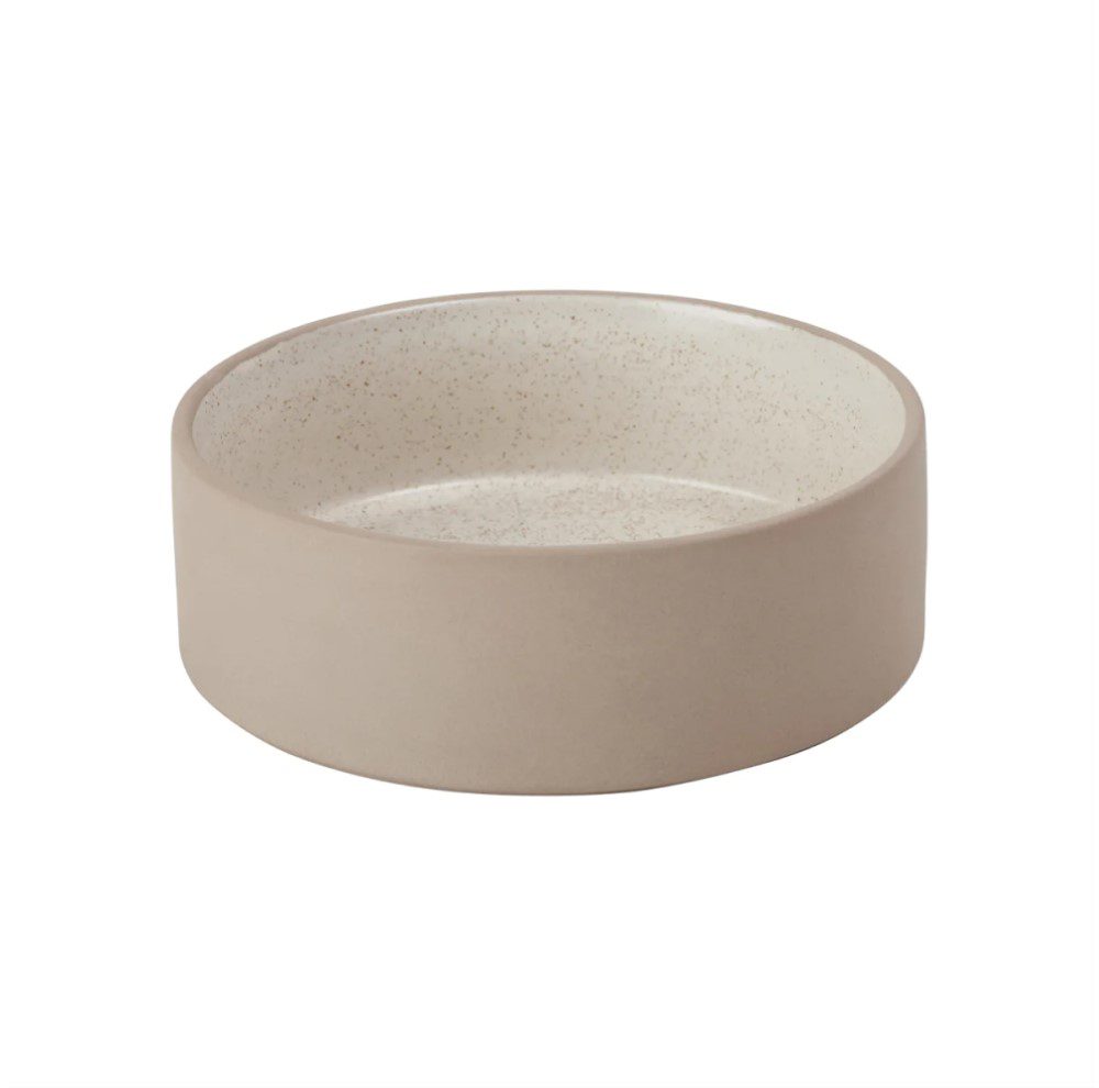 OYOY ZOO Sia Dog Bowl - Ceramic Pet Food & Water Dish for Small Medium Large Dogs - Durable & Stylish White Bowl for Indoor/Outdoor Feeding & Dining Areas