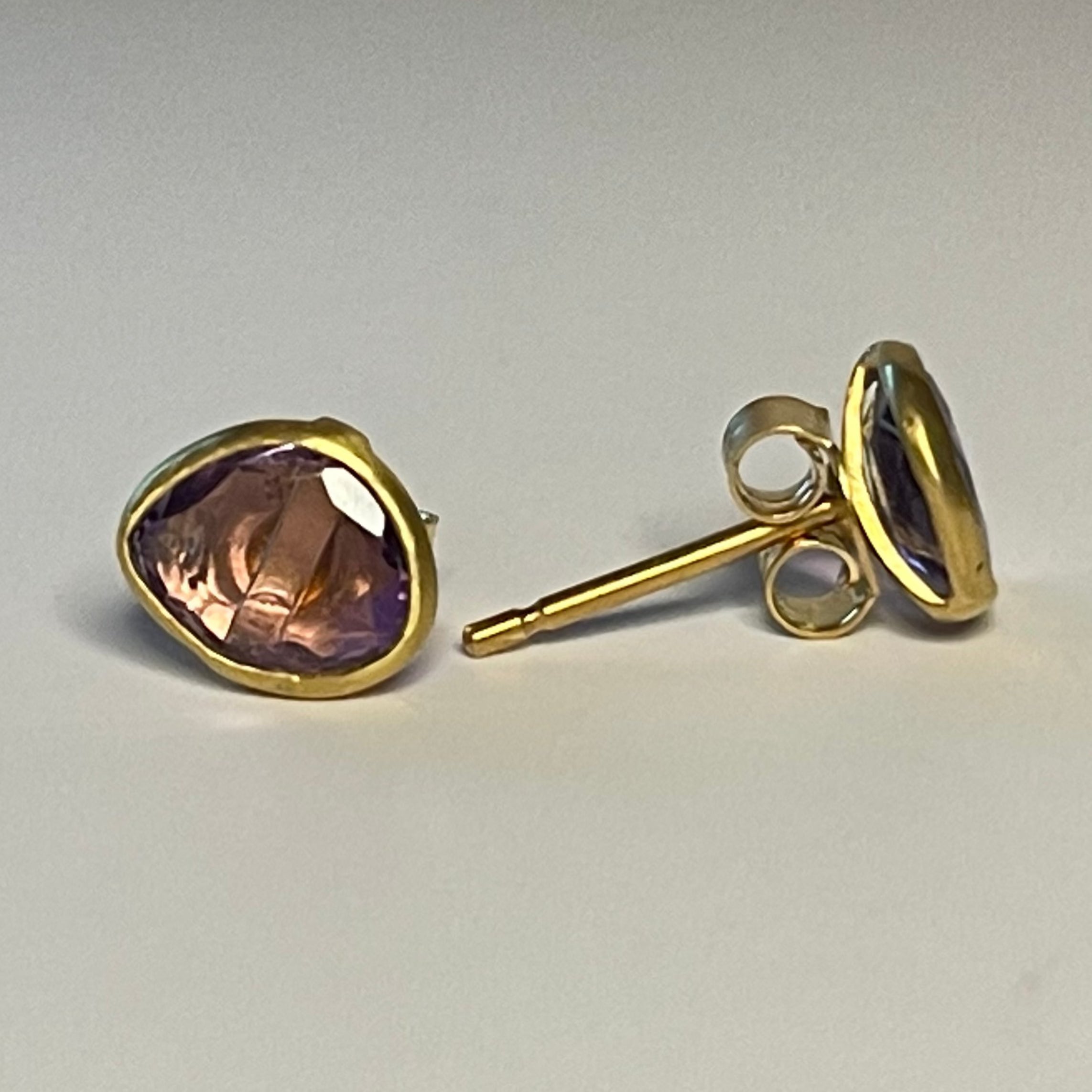 Amethyst Classic Stud Earrings for Women – Elegant Purple Gemstone Jewelry for Daily Wear & Special Occasions