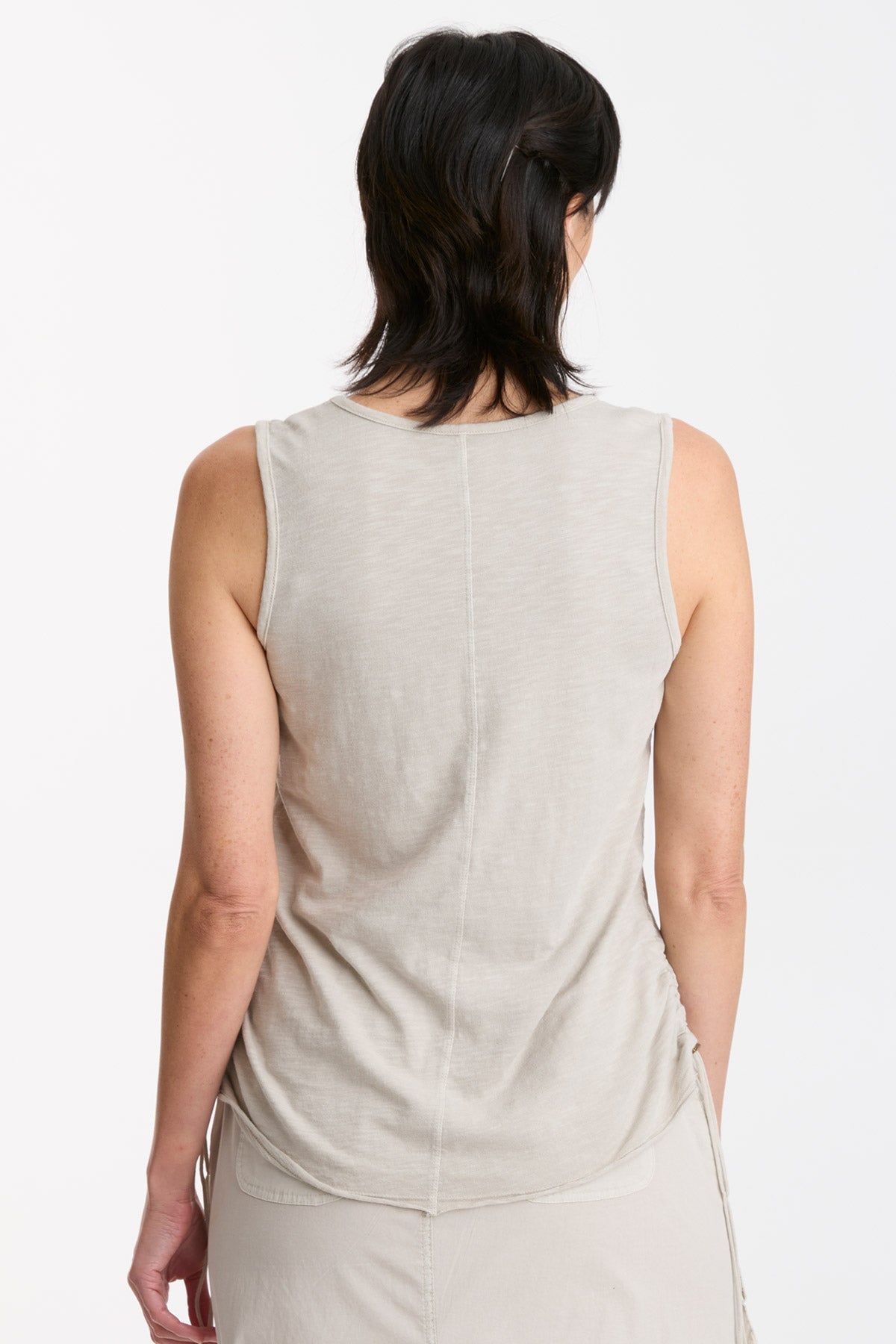 Izod Women's Tank Top - Center Stage Pigment Dyed Casual Tee for Summer, Gym, and Everyday Wear