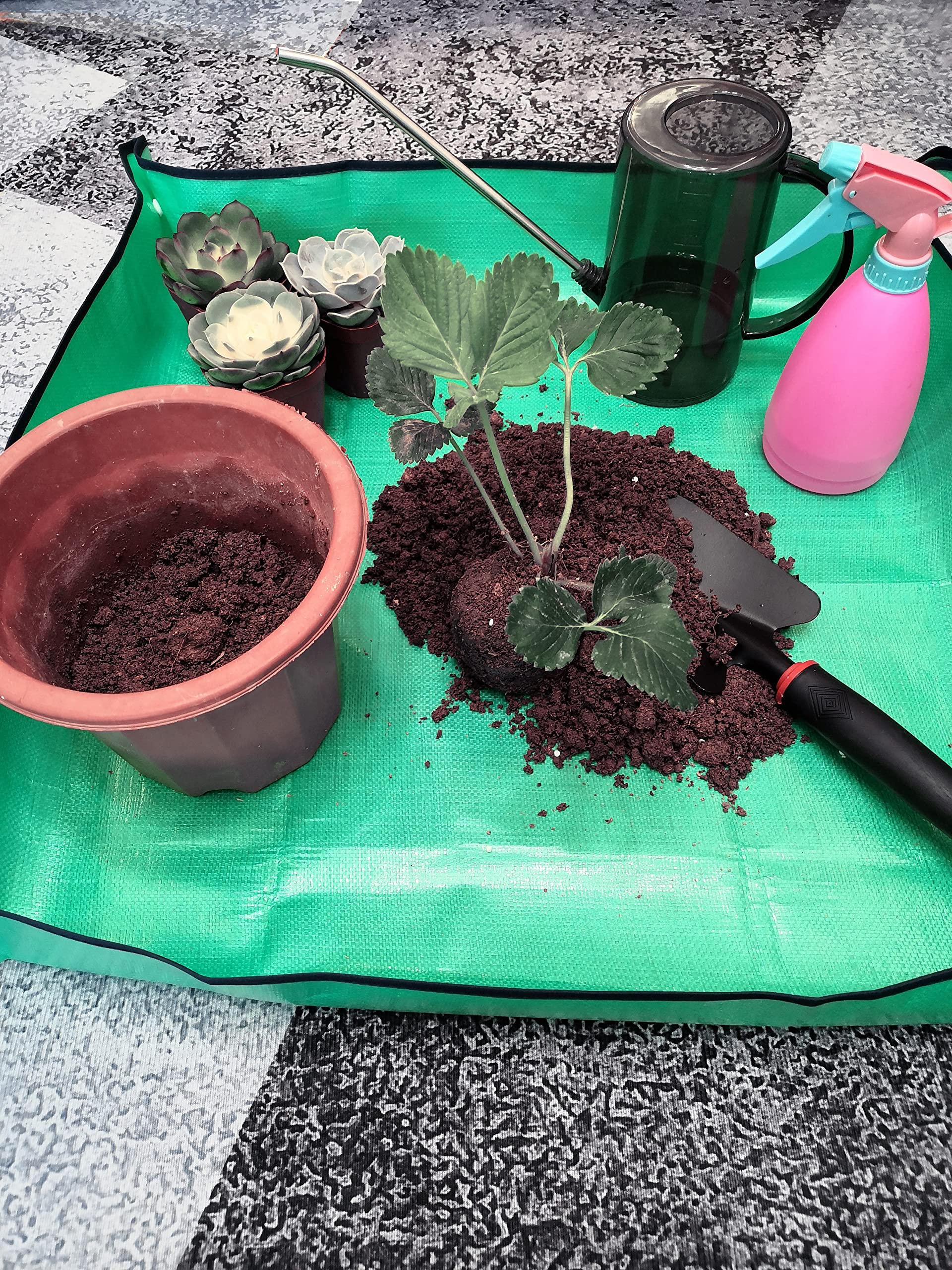 Waterproof Plant Repotting Mat - 26.8