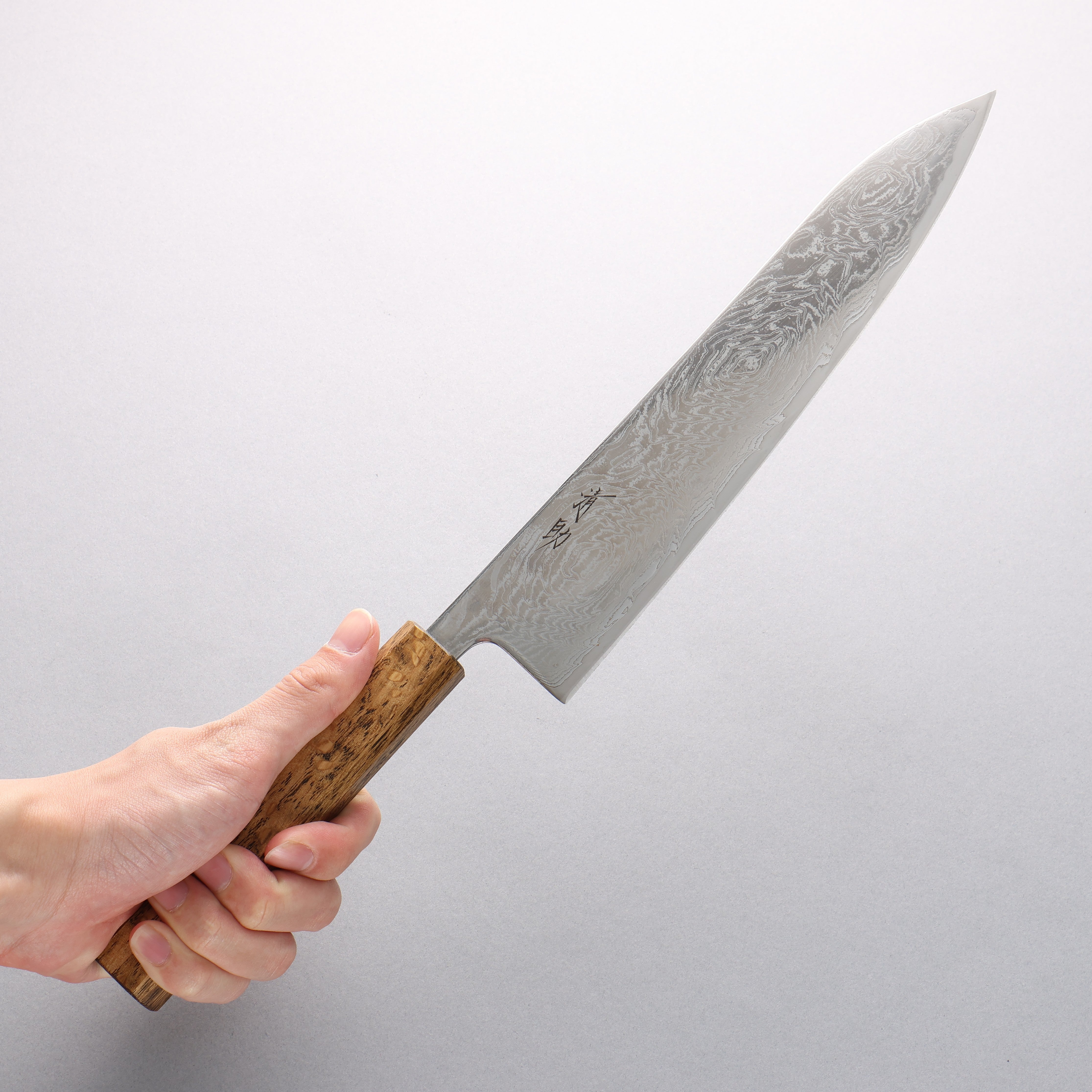 Premium Seisuke Nami AUS10 Damascus Gyuto Chef Knife 240mm - Mirrored Finish with Oak Handle - Perfect for Professional Chefs & Home Cooking Enthusiasts
