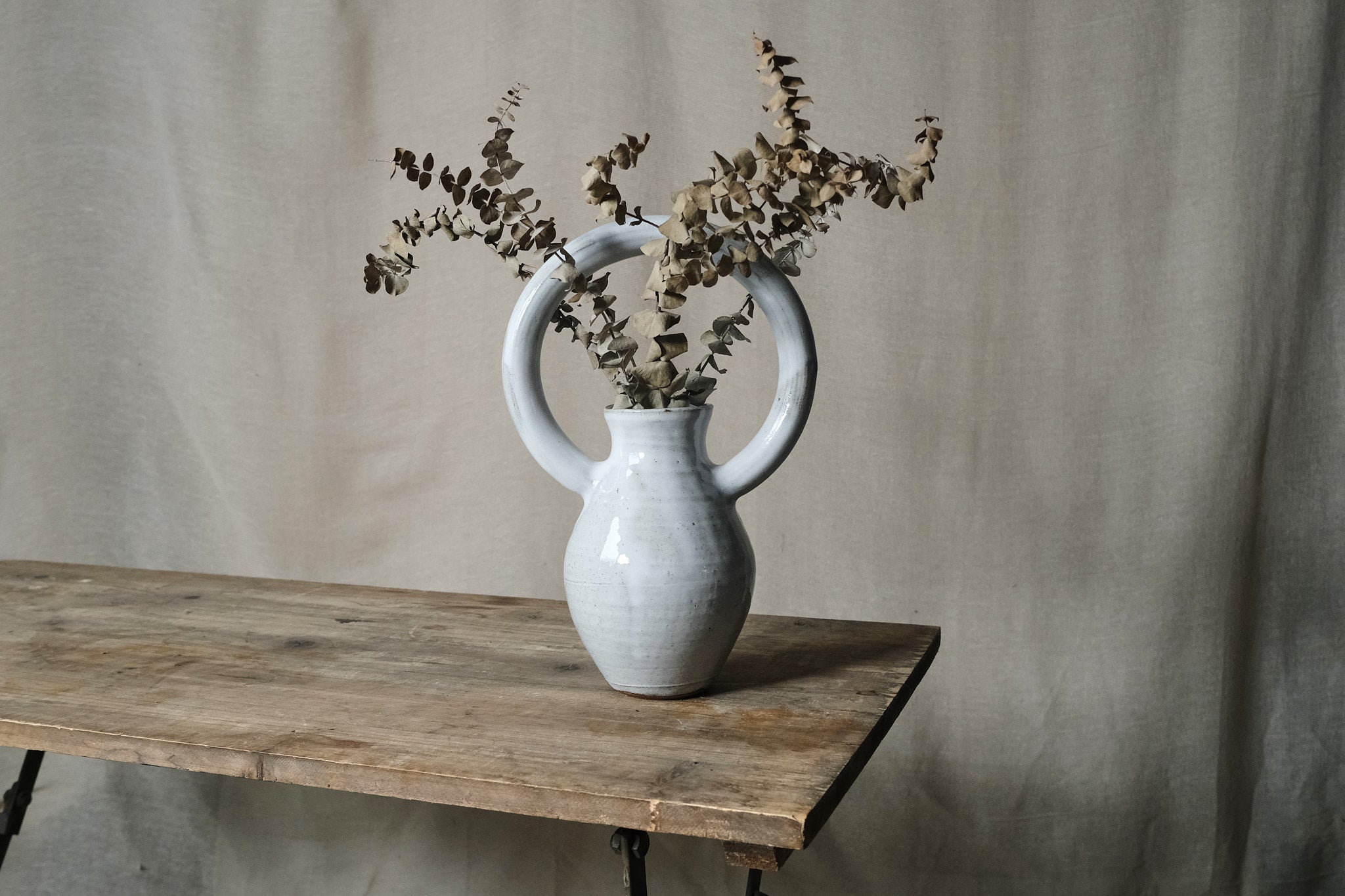 Handmade Ceramic Donut Vase - Unique Home Decor for Living Room, Bedroom & Office - Perfect for Flowers, Plants & Centerpieces