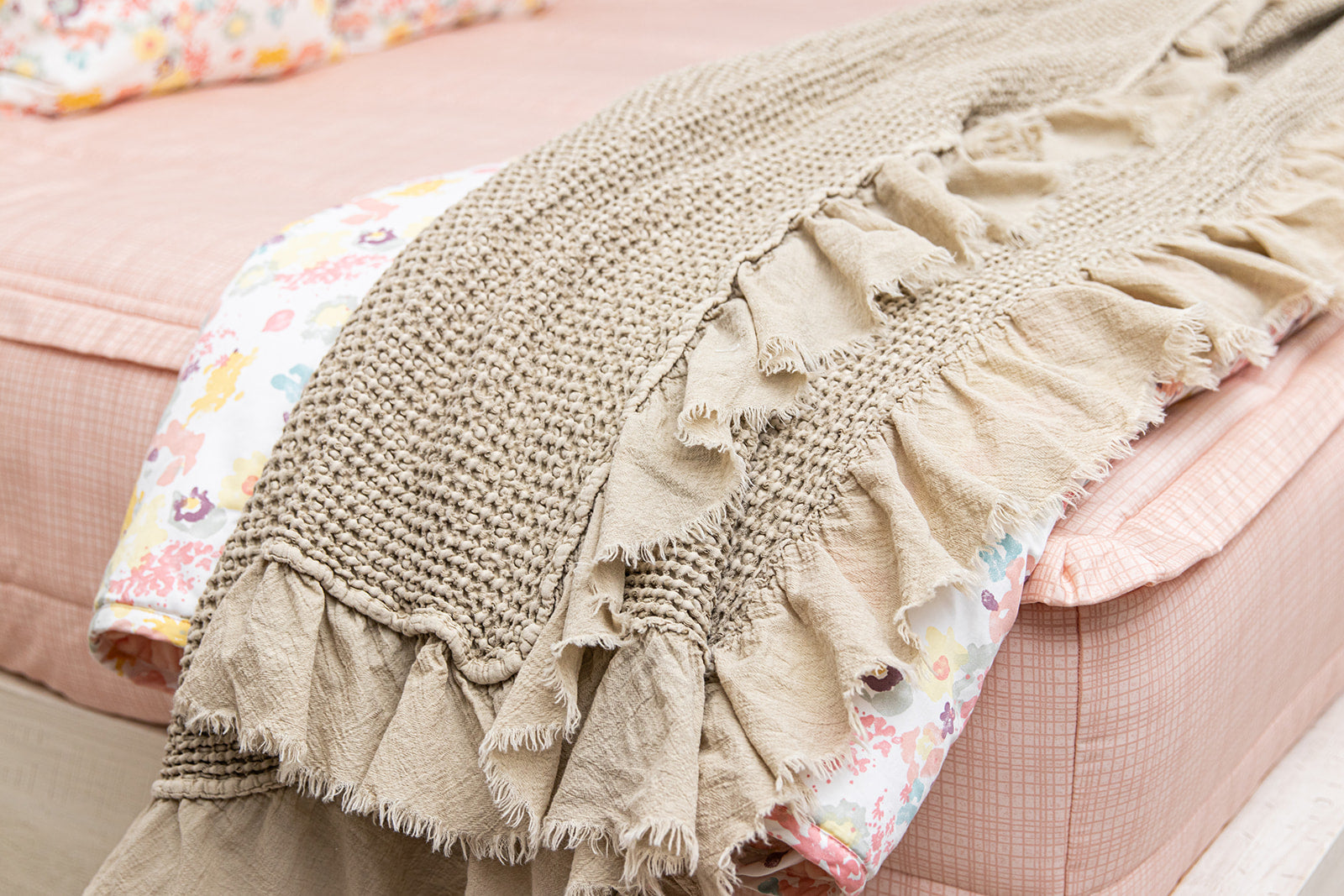 Mia Throw Blanket - Soft & Cozy Knit Throw for Couch, Bed, or Sofa - Perfect for Lounging, Reading, and Relaxing at Home