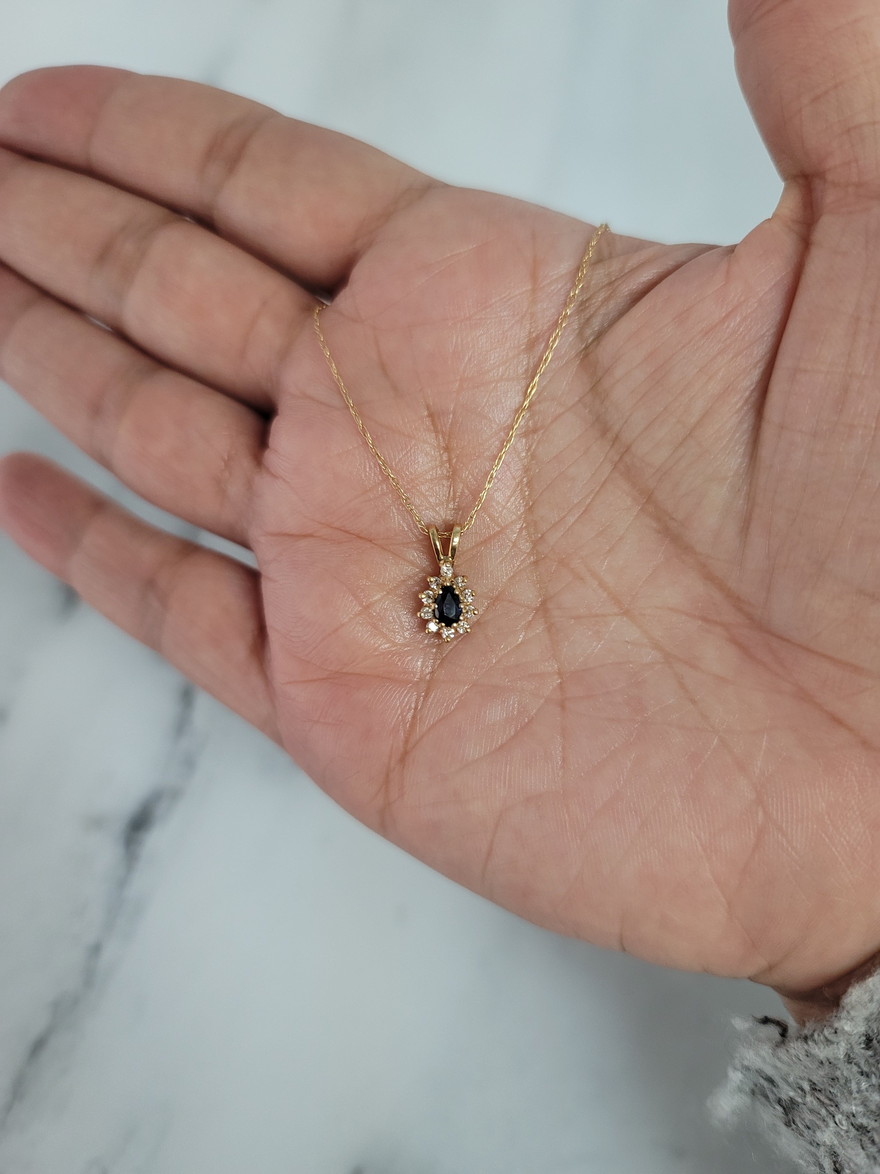 0.5 Carat Sapphire and Diamond Halo Pendant Necklace in 14K Yellow Gold - Elegant Jewelry Gift for Women, Perfect for Anniversaries & Special Occasions