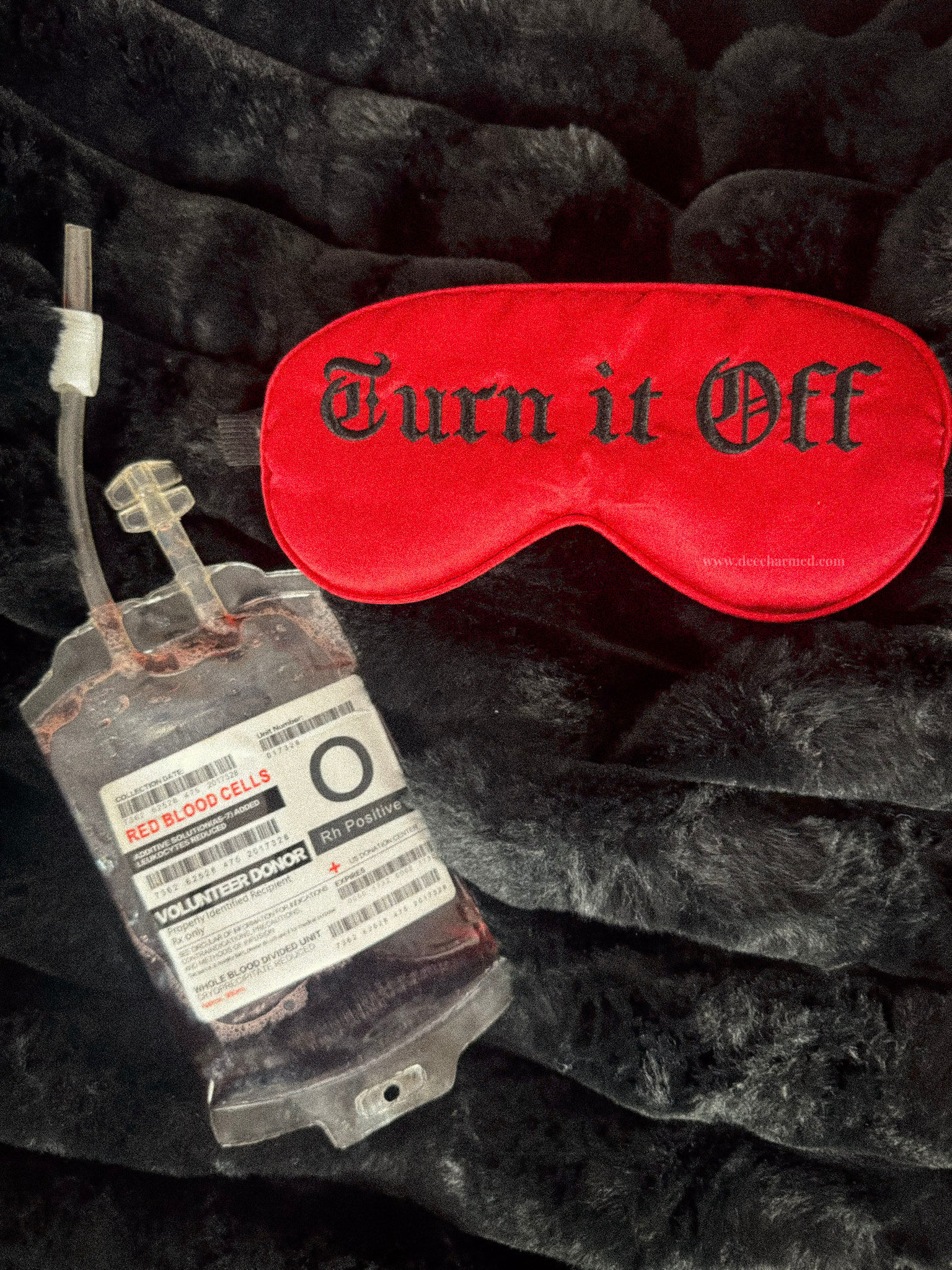 Best Sleep Eye Mask for Women & Men - Blackout Blindfold for Travel, Meditation & Nighttime Comfort - Soft & Breathable for Deep Sleep