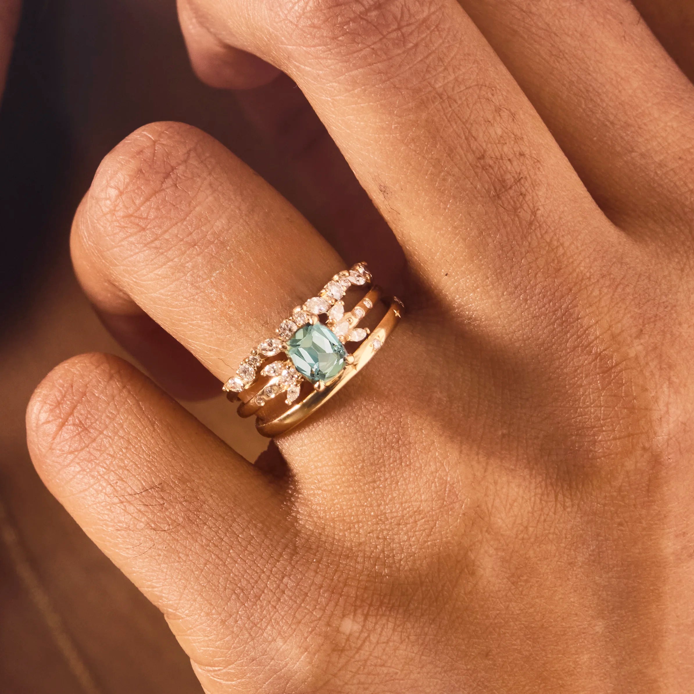 Unique Windswept Union 14K Yellow Gold Cushion Cut Sapphire Ring for Women – Perfect for Weddings, Anniversaries & Special Occasions