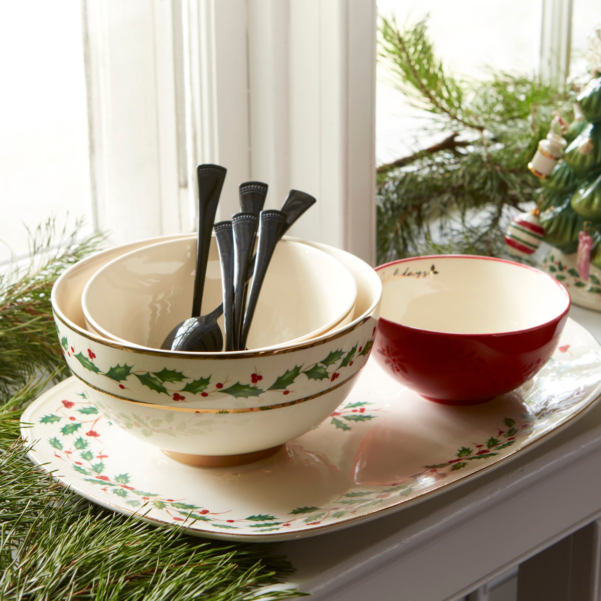 8-Piece Nesting Dinnerware Set for Holiday & Everyday Use - Space-Saving Dishware for Parties, Camping & Small Kitchens