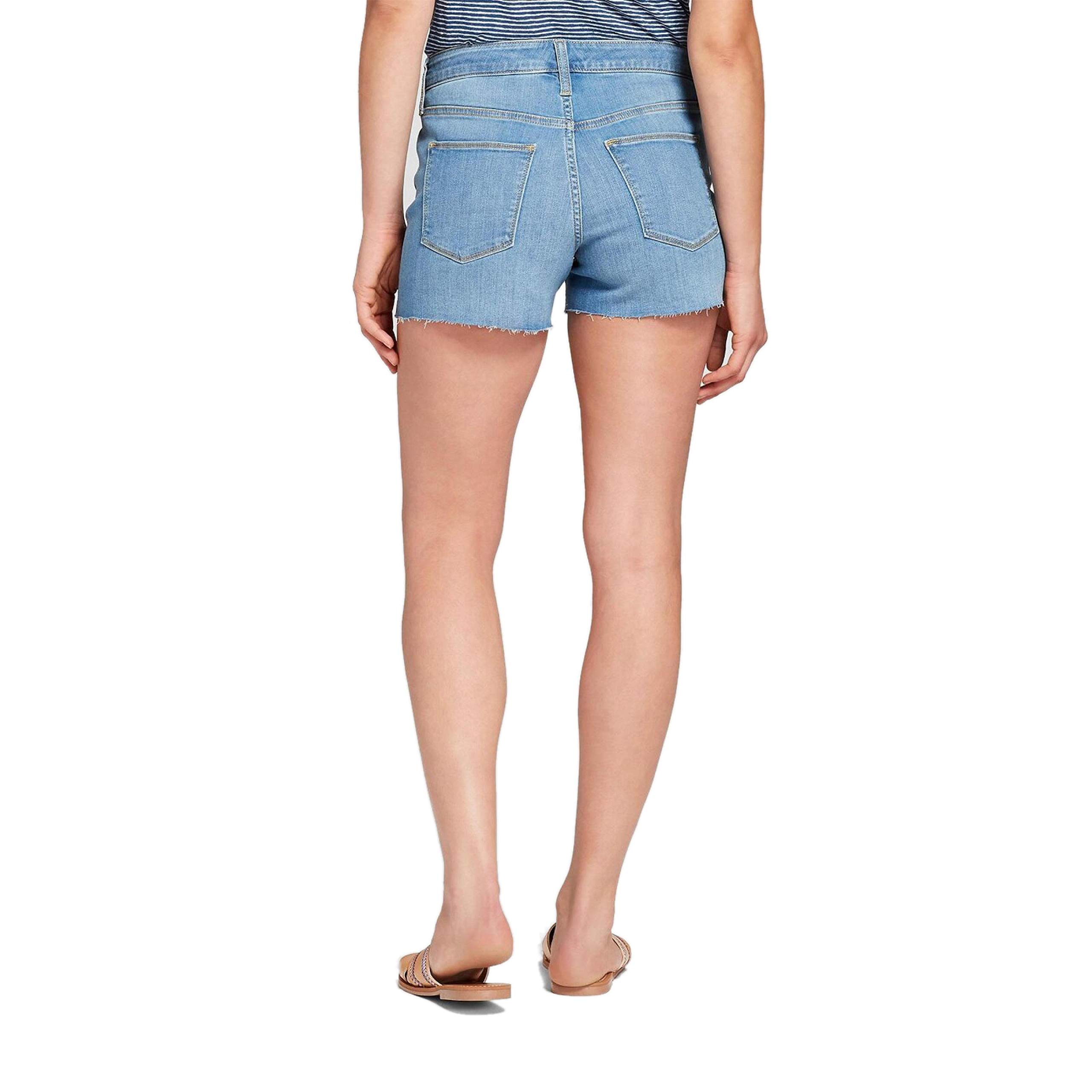Universal Thread Women's Stretch High-Rise Midi Jean Shorts - Light Denim Blue Size 8 | Comfortable Summer Denim Shorts for Casual Wear, Beach Outings & Weekend Adventures