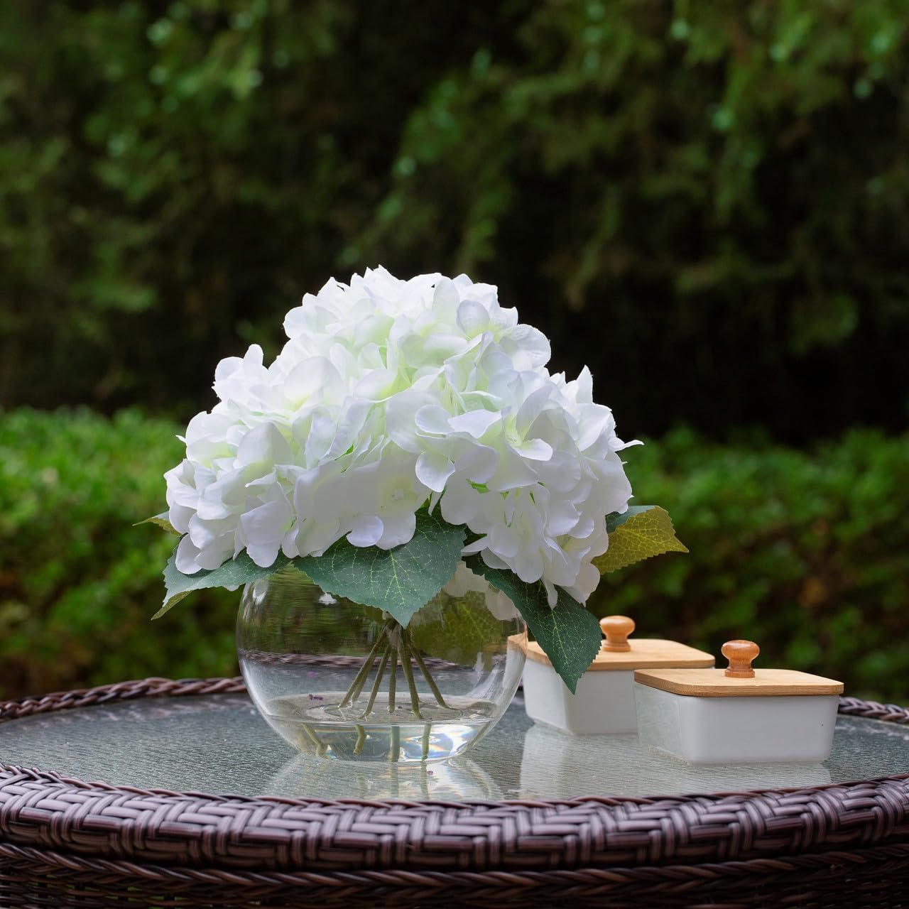 ENOVA Home Cream Hydrangea Artificial Flower Arrangement in Clear Glass Vase with Faux Water - Elegant Home & Office Decor for Living Room, Dining Table, Wedding Centerpiece (Cream)