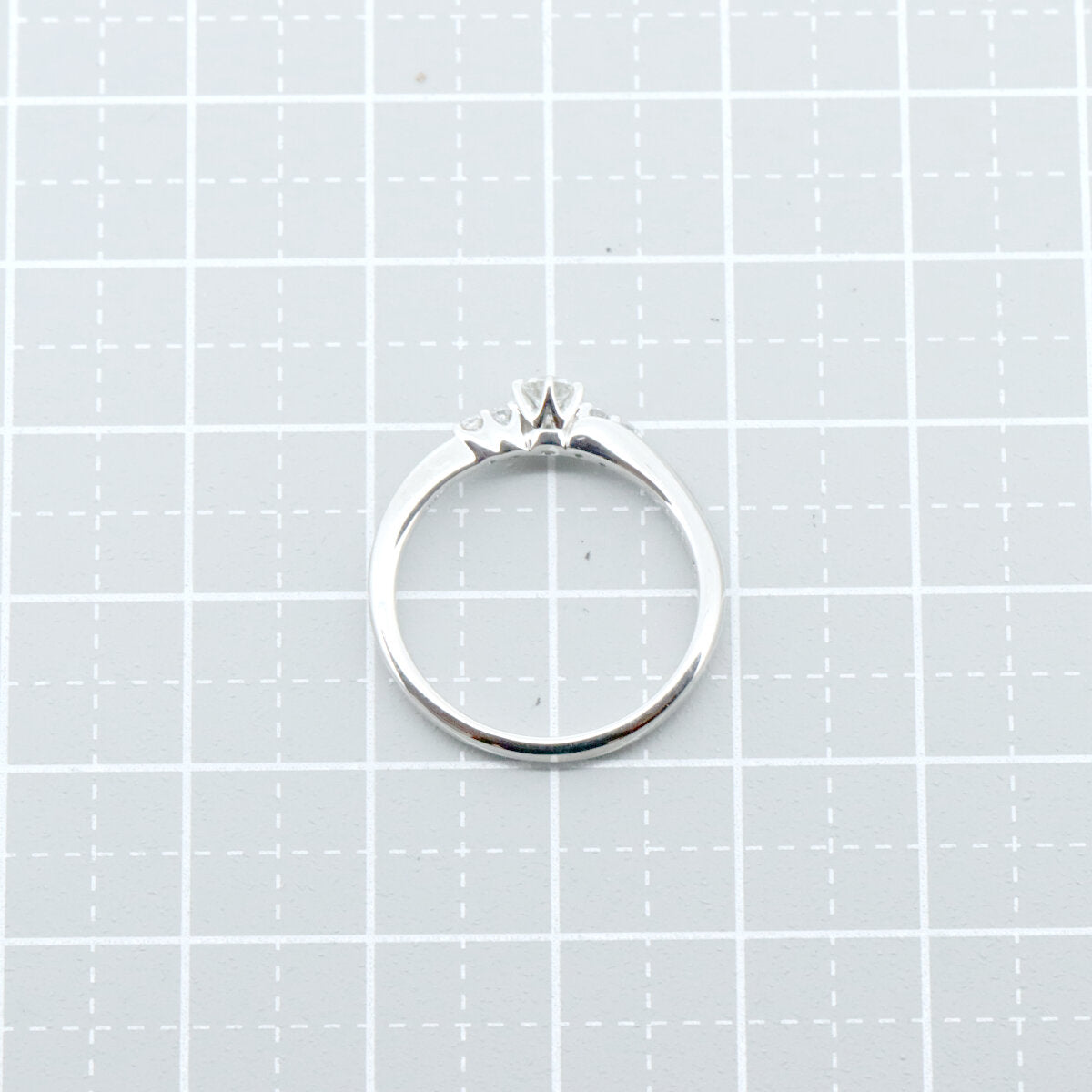 4℃ Diamond Pt950 Ring - Elegant Platinum Wedding Band for Women, Perfect for Engagement, Anniversary & Special Occasions