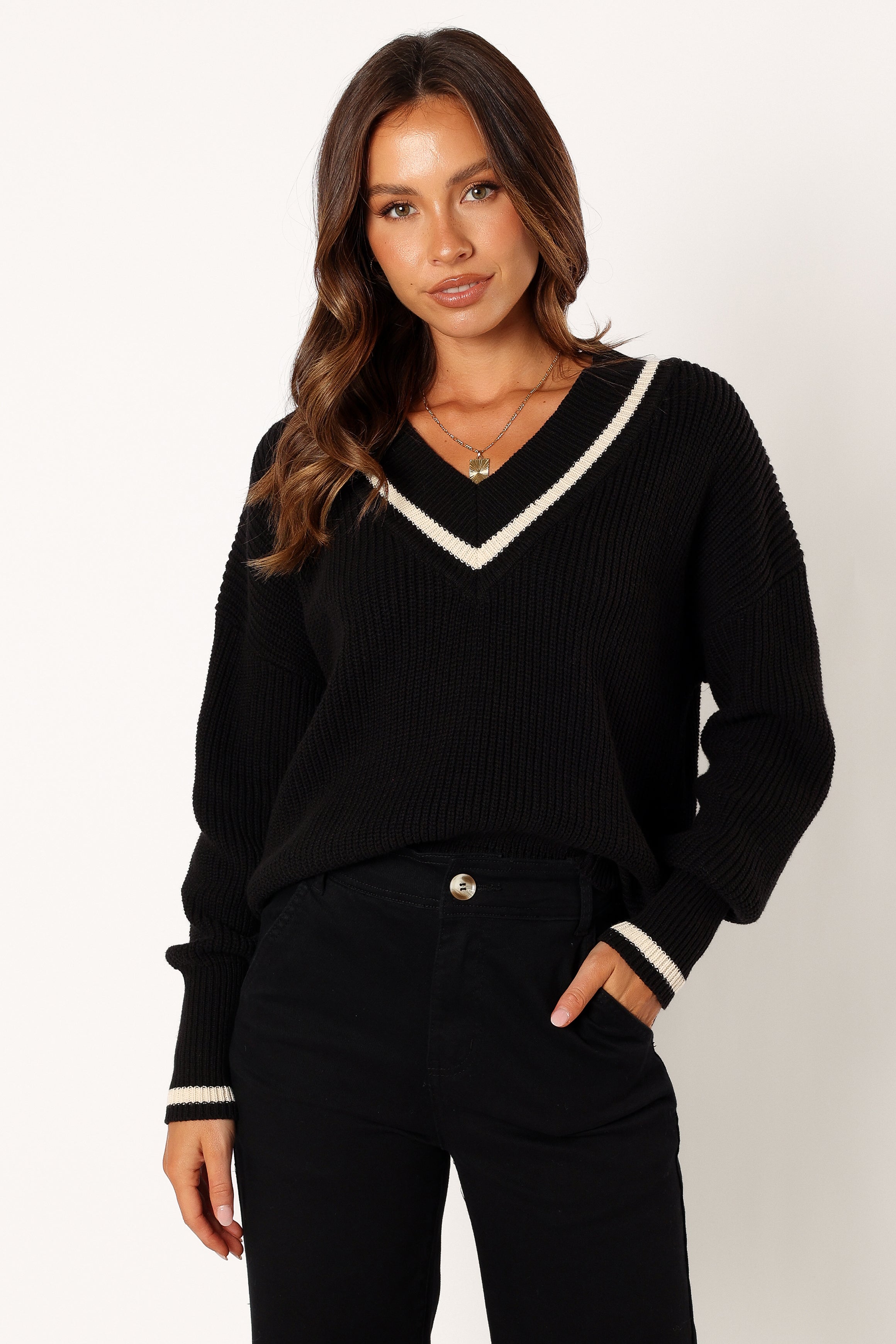 Dominique Contrast V-Neck Knit Sweater for Women - Black & Cream Pullover | Cozy Winter Fashion, Casual Office Wear & Fall Layering Essential