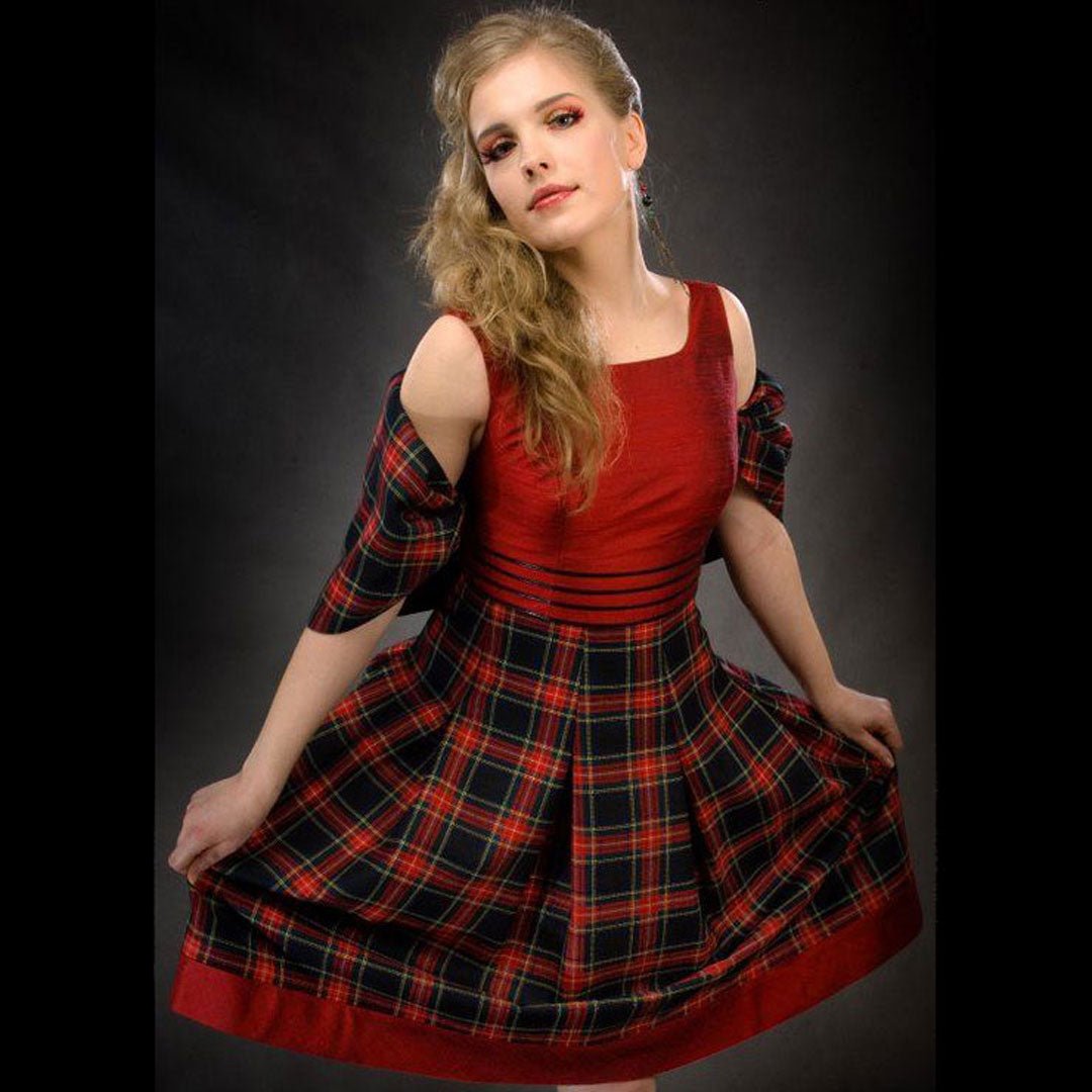 Hyacintha Tartan Silk Dress for Women - Elegant & Comfortable Vintage Style - Perfect for Parties, Weddings & Special Occasions