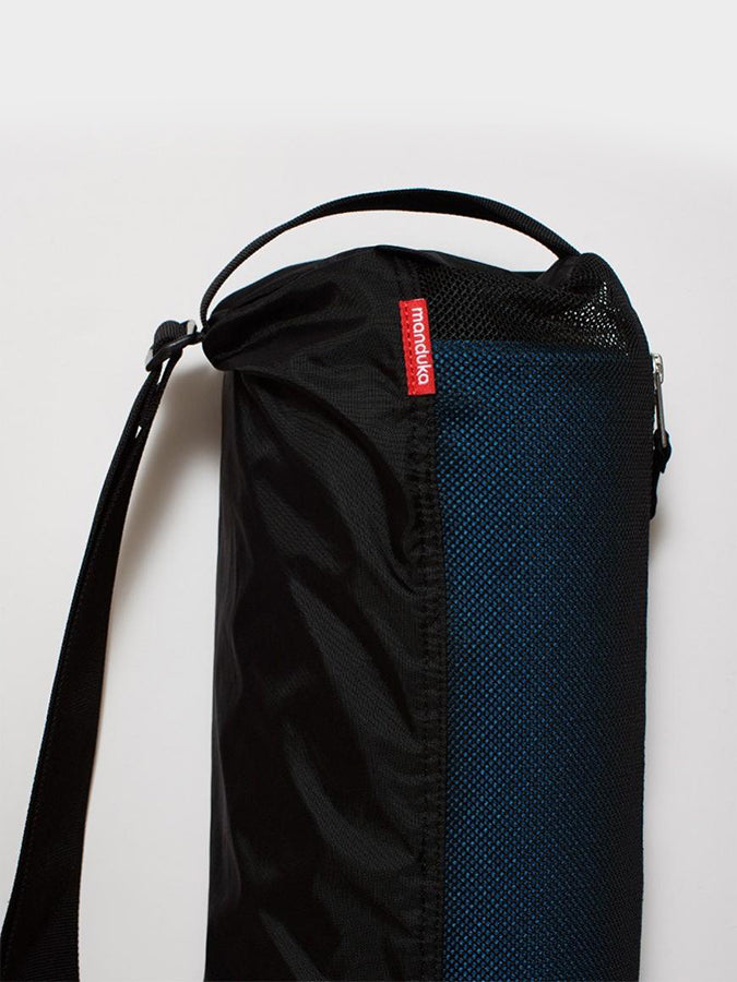 Manduka Breathe Easy Yoga Mat Bag - Eco-Friendly Yoga Mat Carrier for Women & Men - Perfect for Yoga Class, Gym, Travel & Outdoor Activities