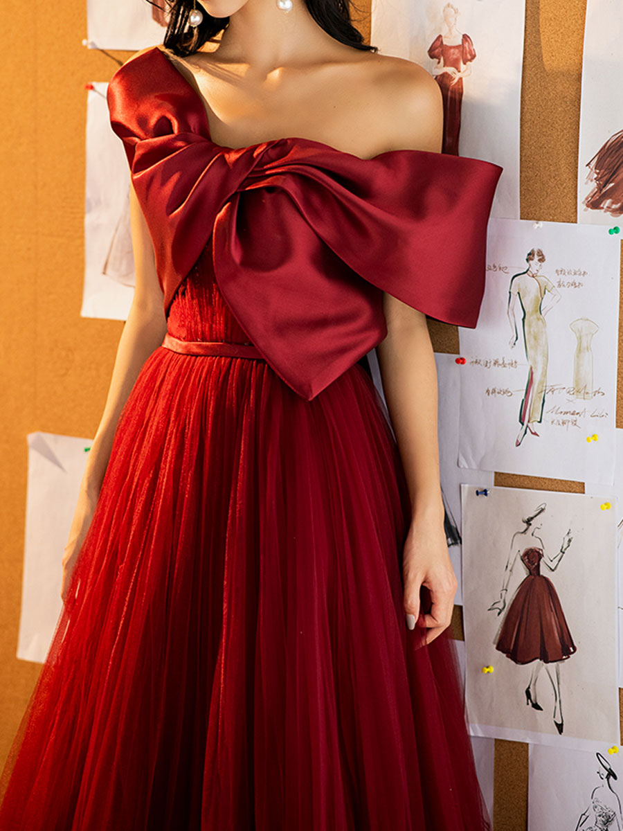 Elegant A-Line Burgundy Tulle Dress for Women - Perfect for Weddings, Prom & Special Occasions