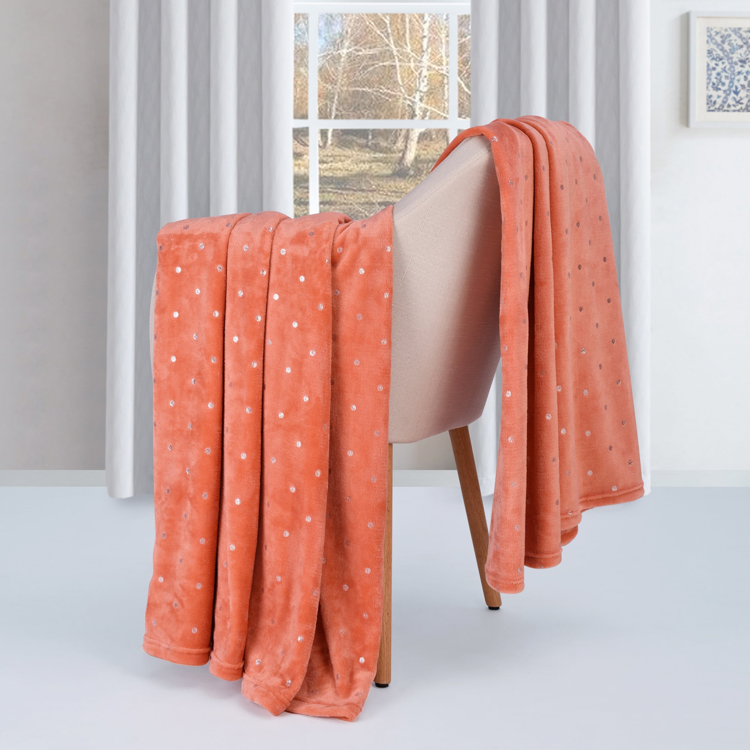 CozySoft Fleece Plush Blanket - Medium Weight, Ultra Soft & Fluffy - Perfect for Sofa, Bed, Couch & Home Decor - Warm Throw Blanket for Winter, Gifts & Cozy Nights