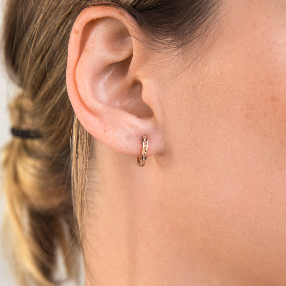 9ct Rose Gold Textured Diamond Cut Huggie Hoop Earrings for Women - Perfect for Everyday Wear, Date Nights & Special Occasions