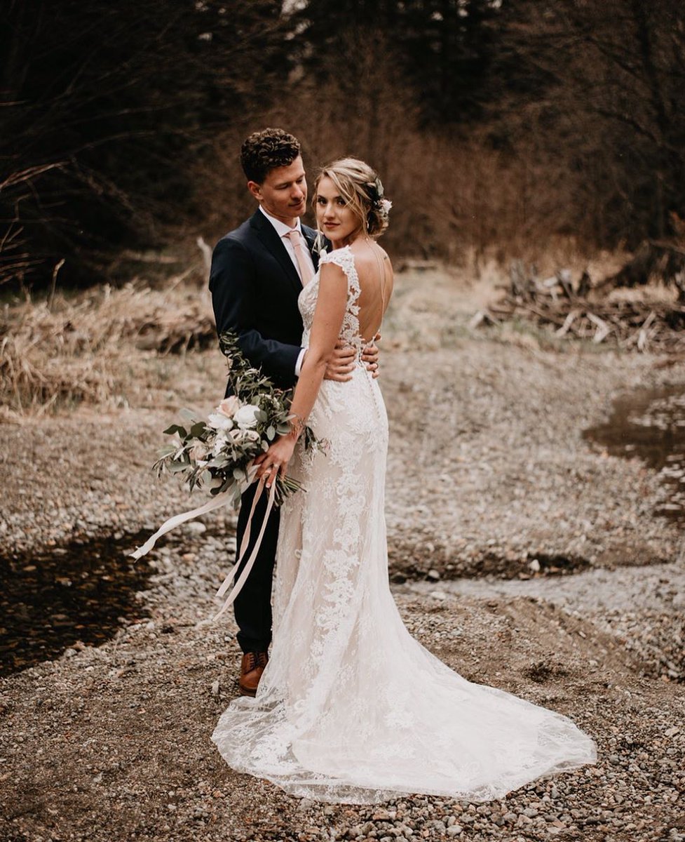 BHLDN Whispers & Echoes Milano Wedding Gown - Elegant Lace Bridal Dress for Romantic Ceremonies & Evening Receptions