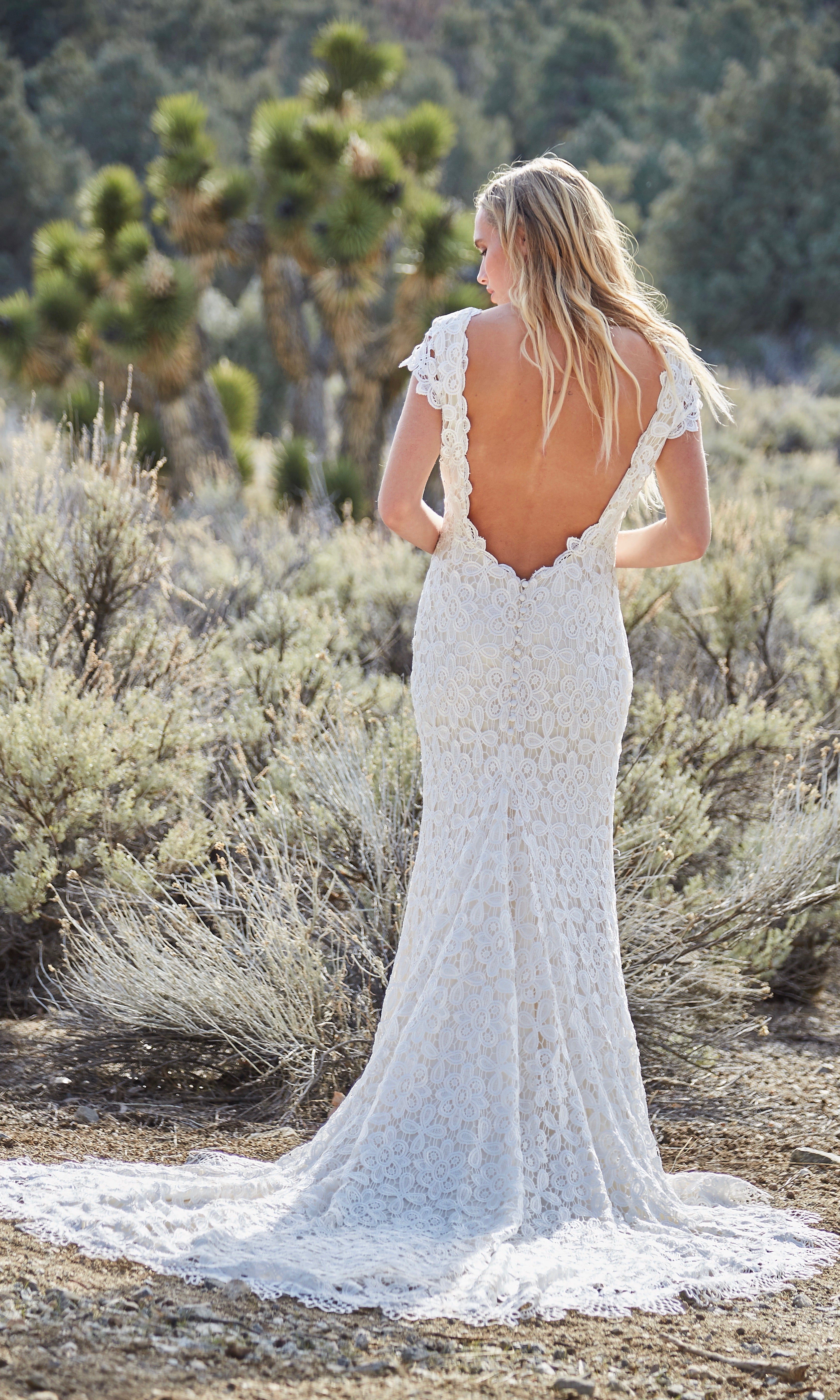 Jolie Sample Sale - Women's Fashion & Clothing Deals | Shop Online for Dresses, Tops & More - Perfect for Casual Wear, Office & Special Occasions