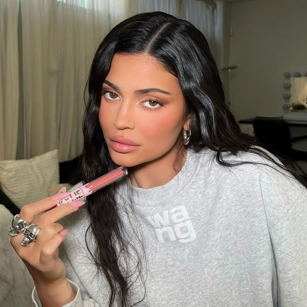 Matte Liquid Lipstick & Lip Liner Set - Long Lasting, Waterproof, Non-Drying - Perfect for Date Night, Parties, and Everyday Wear