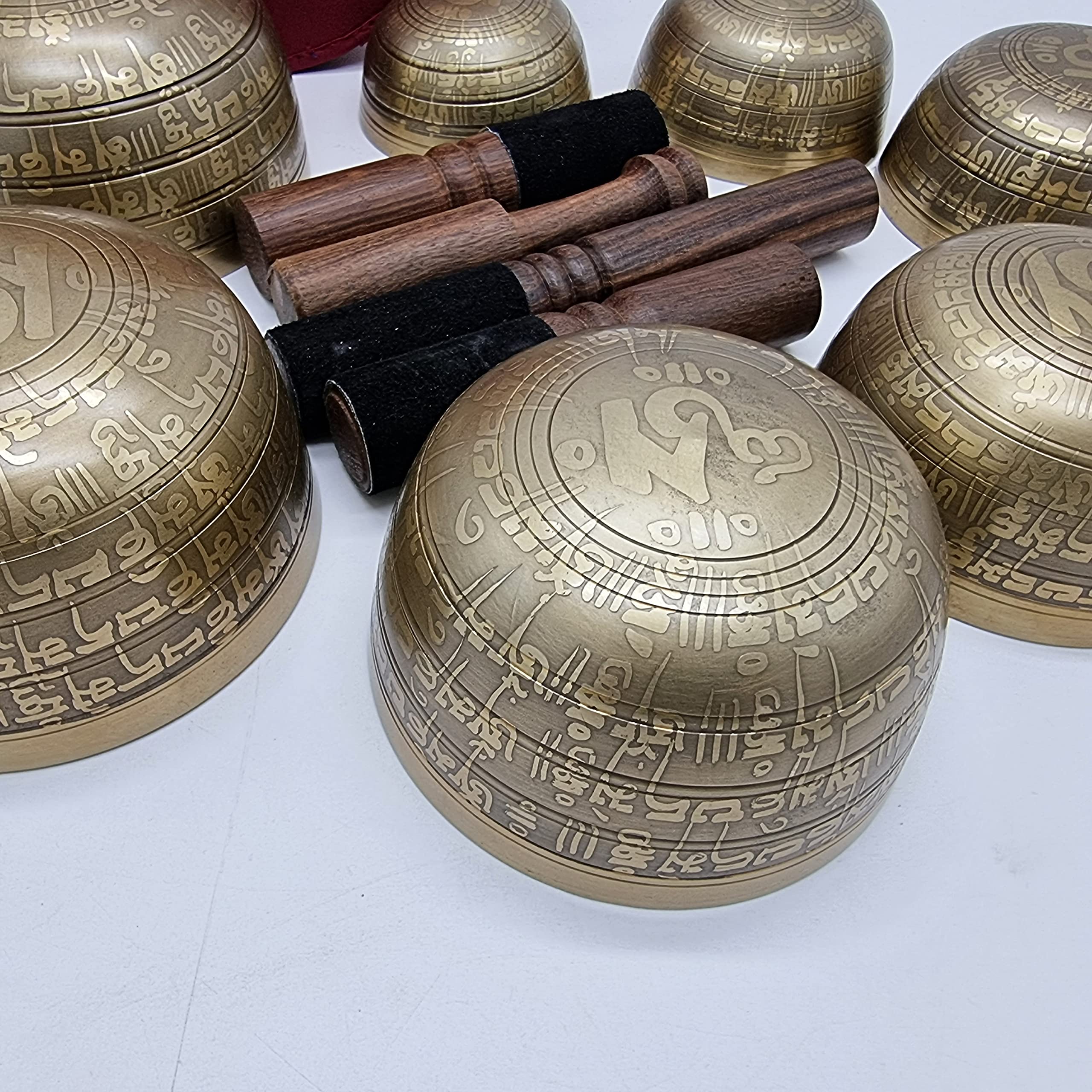 Authentic Tibetan Singing Bowls Chakra Set - Hand Carved Buddha Mantra & Symbol - 7-Piece Divine Sound Bowl Kit for Meditation, Yoga & Healing