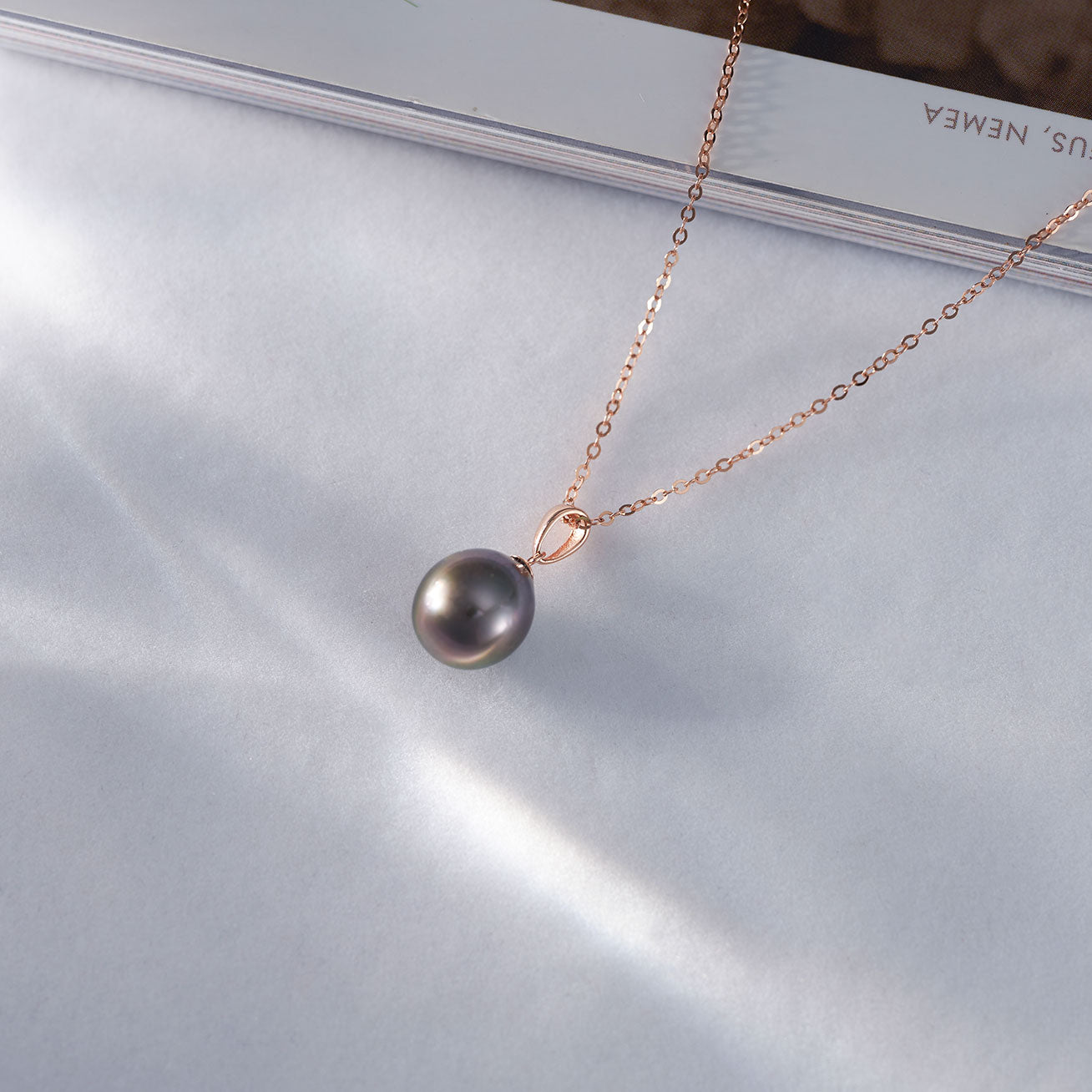 18K Solid Gold Saltwater Tahitian Pearl Necklace - Elegant & Timeless Jewelry for Women | Perfect for Weddings, Anniversaries & Special Occasions