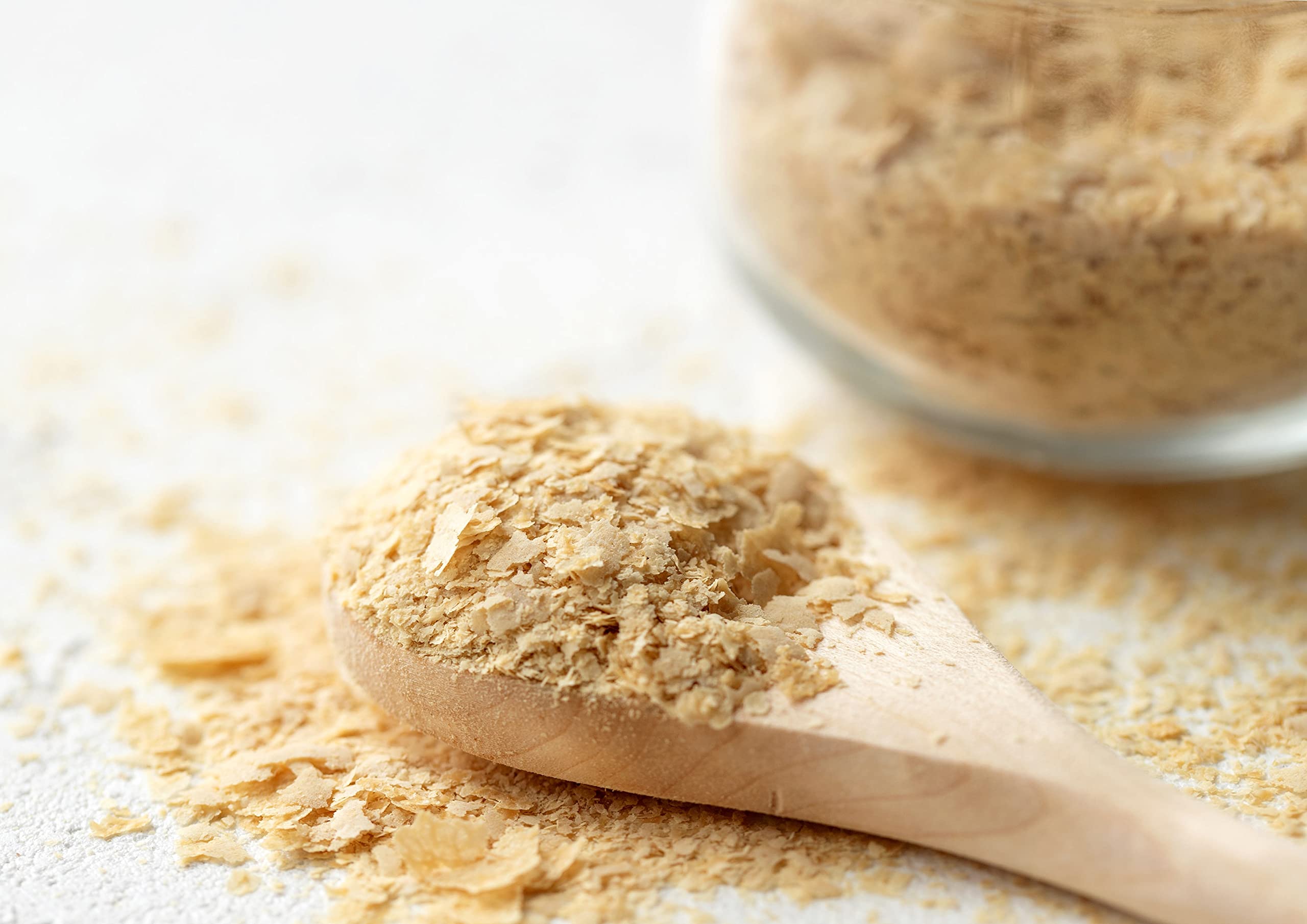 Food to Live Nutritional 10 Pounds Fortified Large Yeast Flakes - Inactive, Unsweetened, Vegan Thickener | Rich in Protein & Vitamins | Perfect for Baking, Vegan Cheese, Sauces & Healthy Cooking