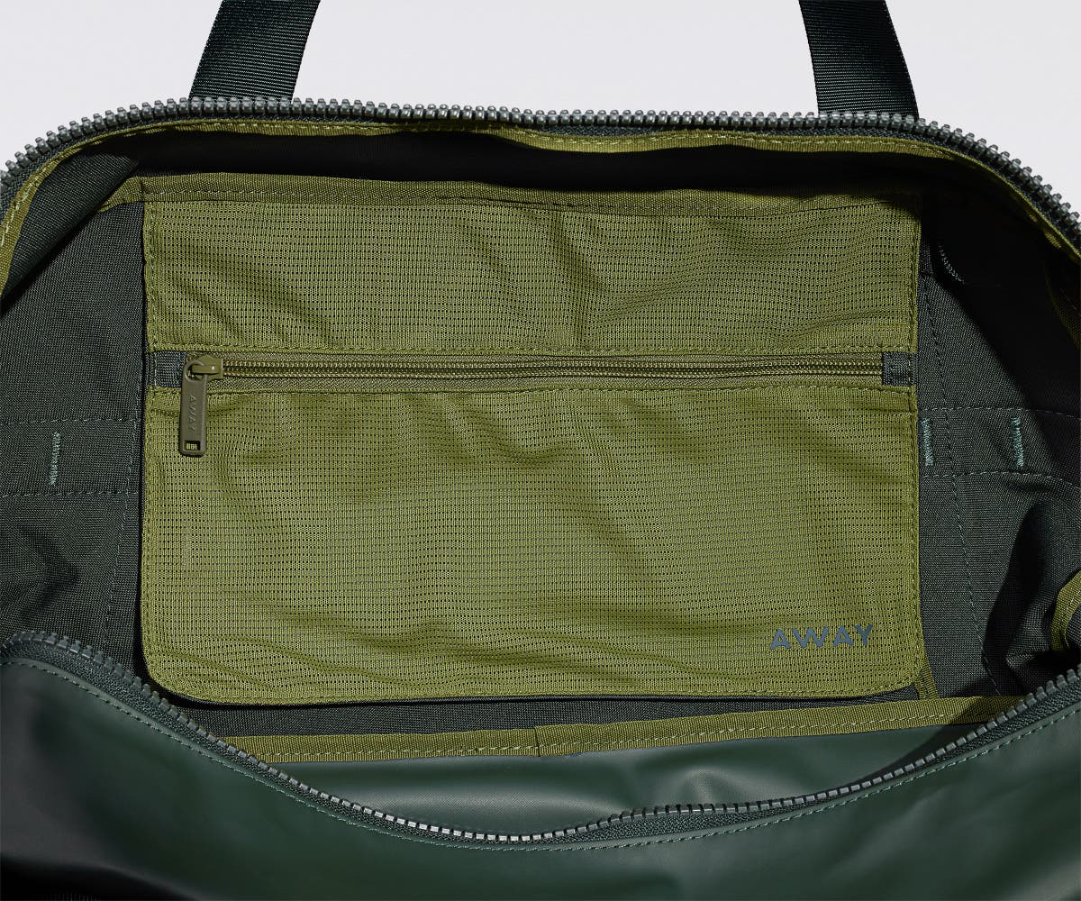40L Active Duffle Bag in Forest Green - Lightweight Travel & Gym Backpack for Outdoor Adventures & Workouts