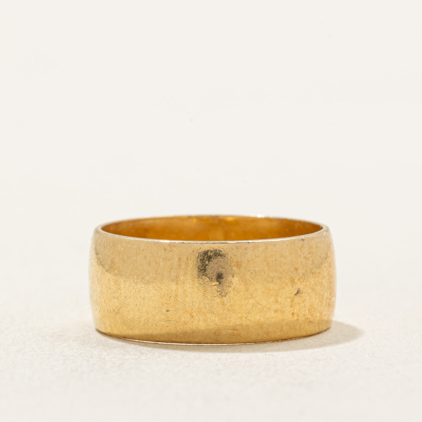 18K Yellow Gold Wedding Band Ring for Women - 7.00mm Wide, Size 4.5 - Perfect for Engagement, Anniversary, and Everyday Elegance