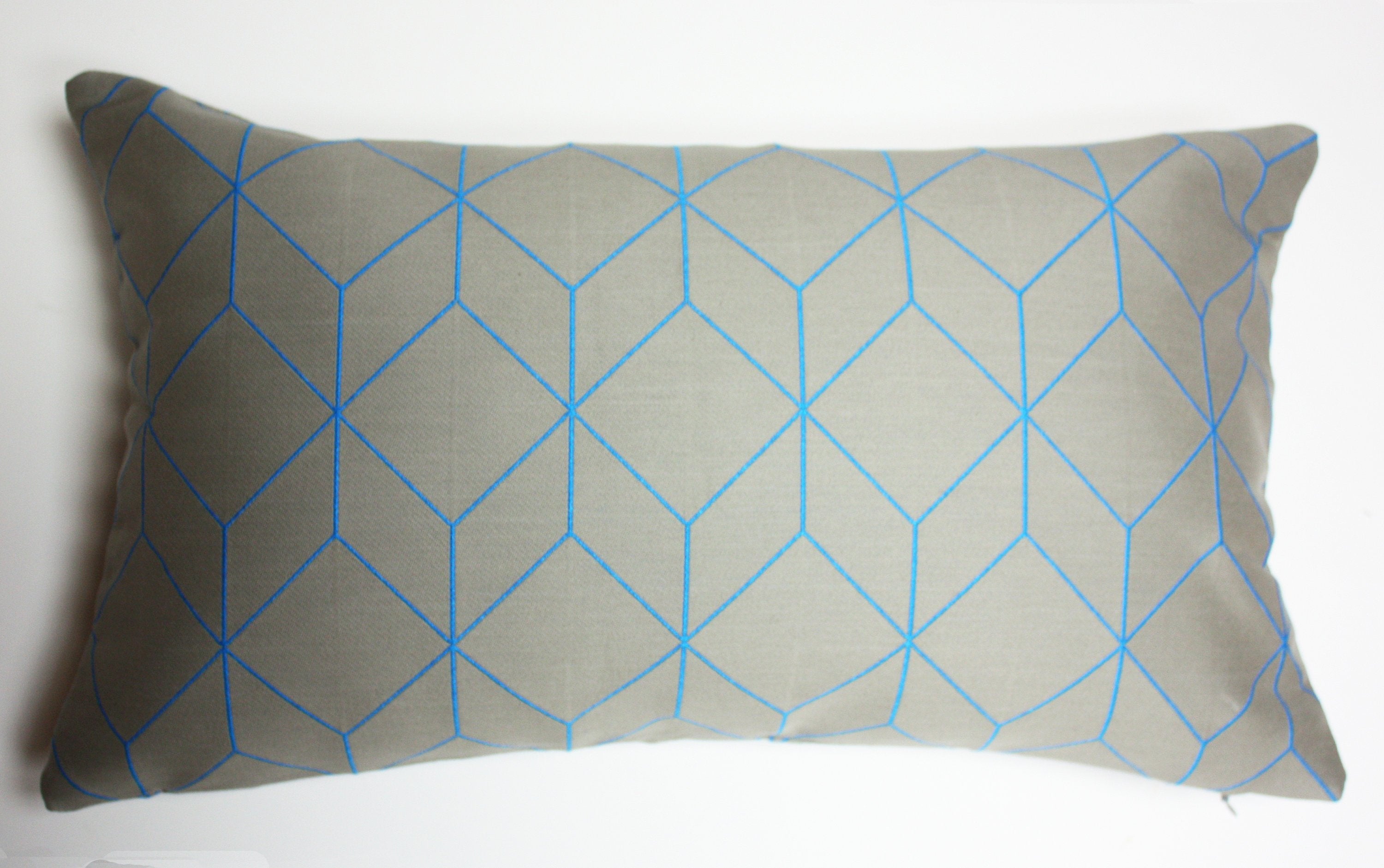 Maharam Bright Cube Aqua Pillow - Modern Decorative Throw Pillow for Sofa, Bed & Lounge - Perfect for Living Room, Bedroom & Office Decor