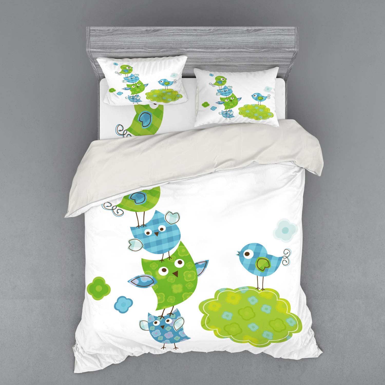Ambesonne Cartoon Animal Print Bedding Set - Happy Playing Animals & Singing Birds Colorful Duvet Cover 3-Piece Set with Sham & Fitted Sheet, Queen Size, Lime Green Blue - Perfect for Kids' Rooms, Nursery Decor & Whimsical Bedroom Themes