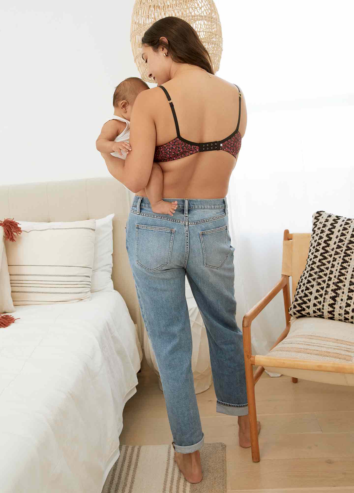 Comfortable & Supportive Nursing Bra for Breastfeeding Moms - Perfect for Daily Wear, Workouts & Maternity Use