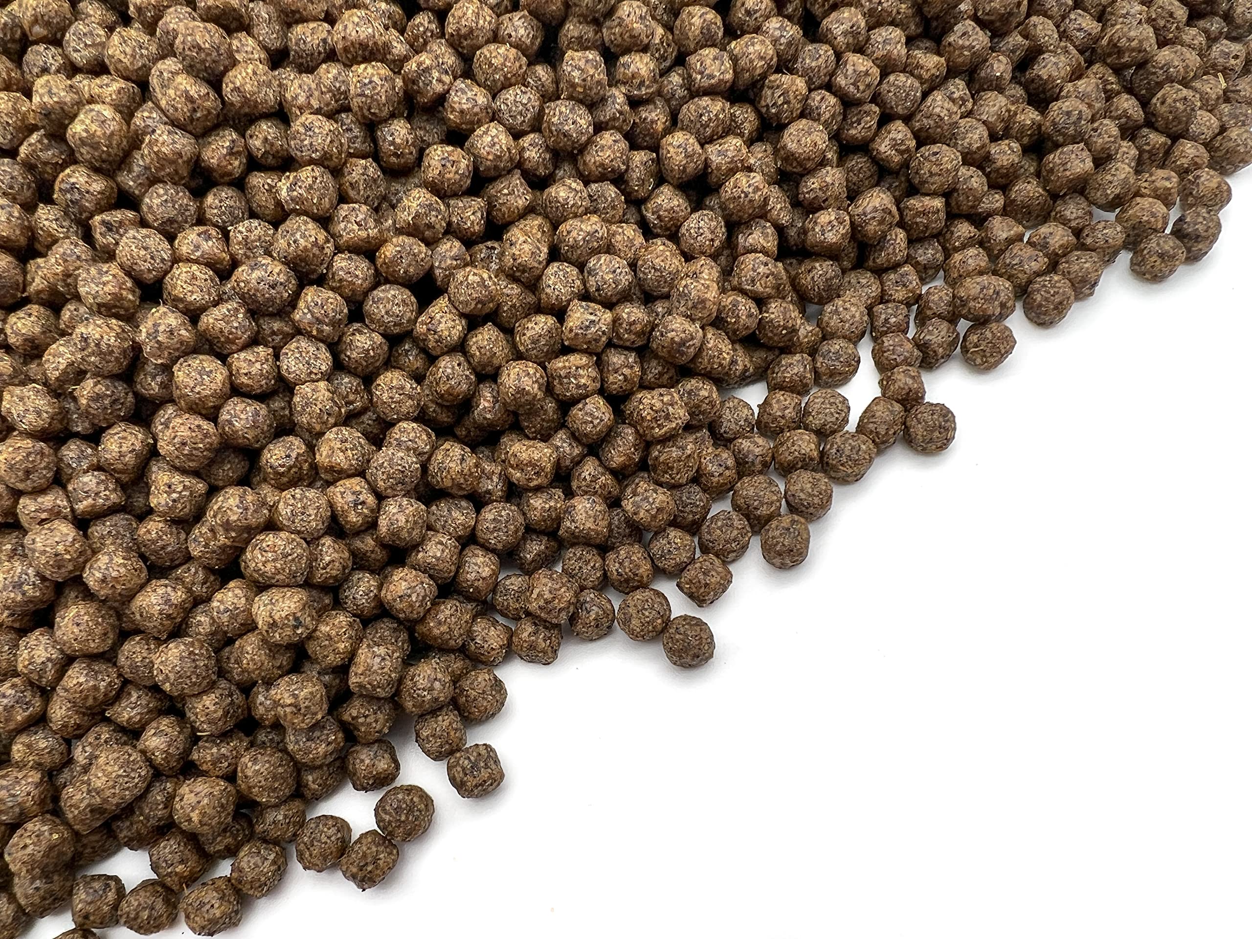 Premium Koi Fish Food Pellets 4.5mm - 1KG | High Protein Growth & Color Enhancing Food for Koi Carp, Shubunkin & Goldfish | Multi-Ingredient Pond Fish Diet | Perfect for Outdoor Ponds & Water Gardens