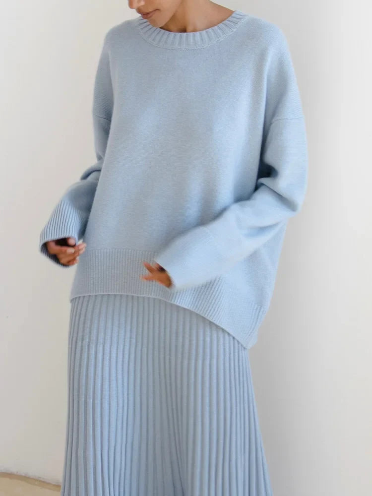 Oversized Women's Sweaters - Light Blue Knitted Pullovers with O Neck for Autumn & Winter | Cozy Loose Tops for Casual Wear, Office & Weekend Outfits