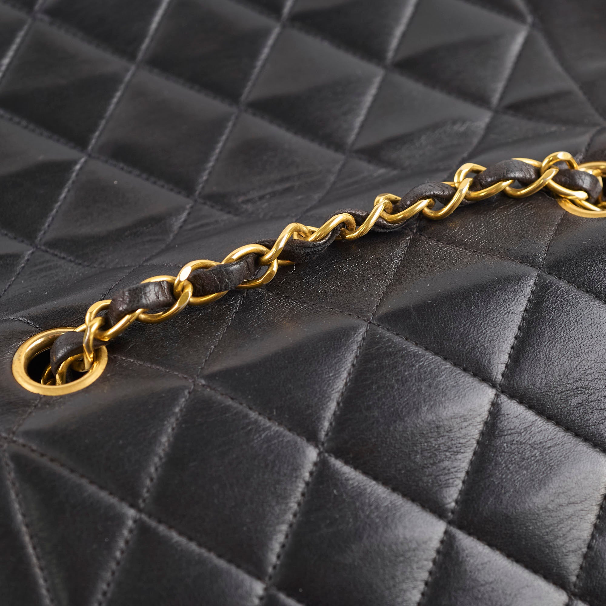 Chanel Small Diana Bag Black - Luxury Leather Crossbody Handbag for Women | Perfect for Evening Parties, Date Nights & Special Occasions
