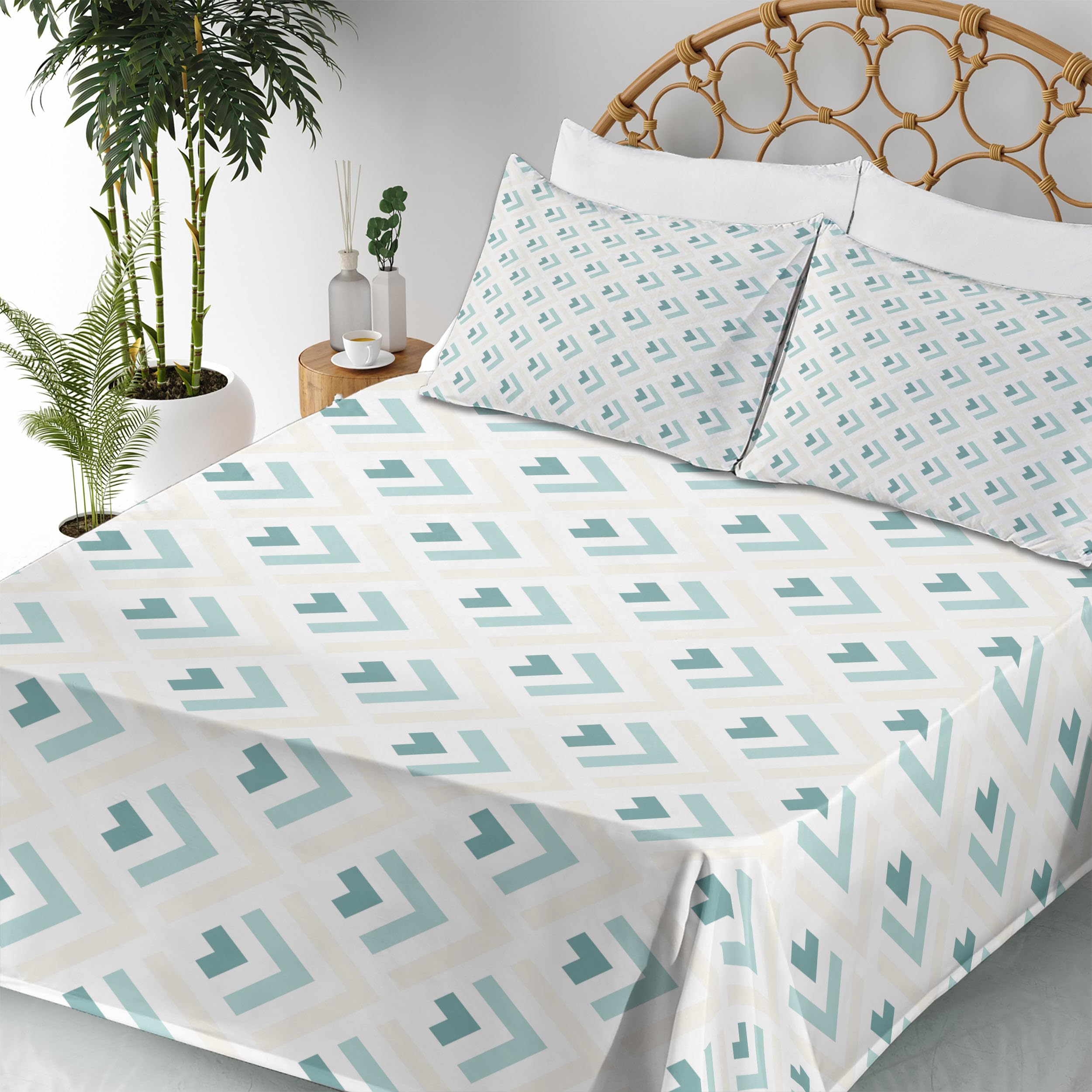 Ambesonne Abstract Arrow Pattern 4-Piece Sheet Set - Minimalist Symmetric Geometric Retro Design Bedding with Fitted & Flat Sheets + Pillowcases - King Size in Pale Peach & Turquoise - Perfect for Modern Bedrooms, Guest Rooms & Airbnb Stays