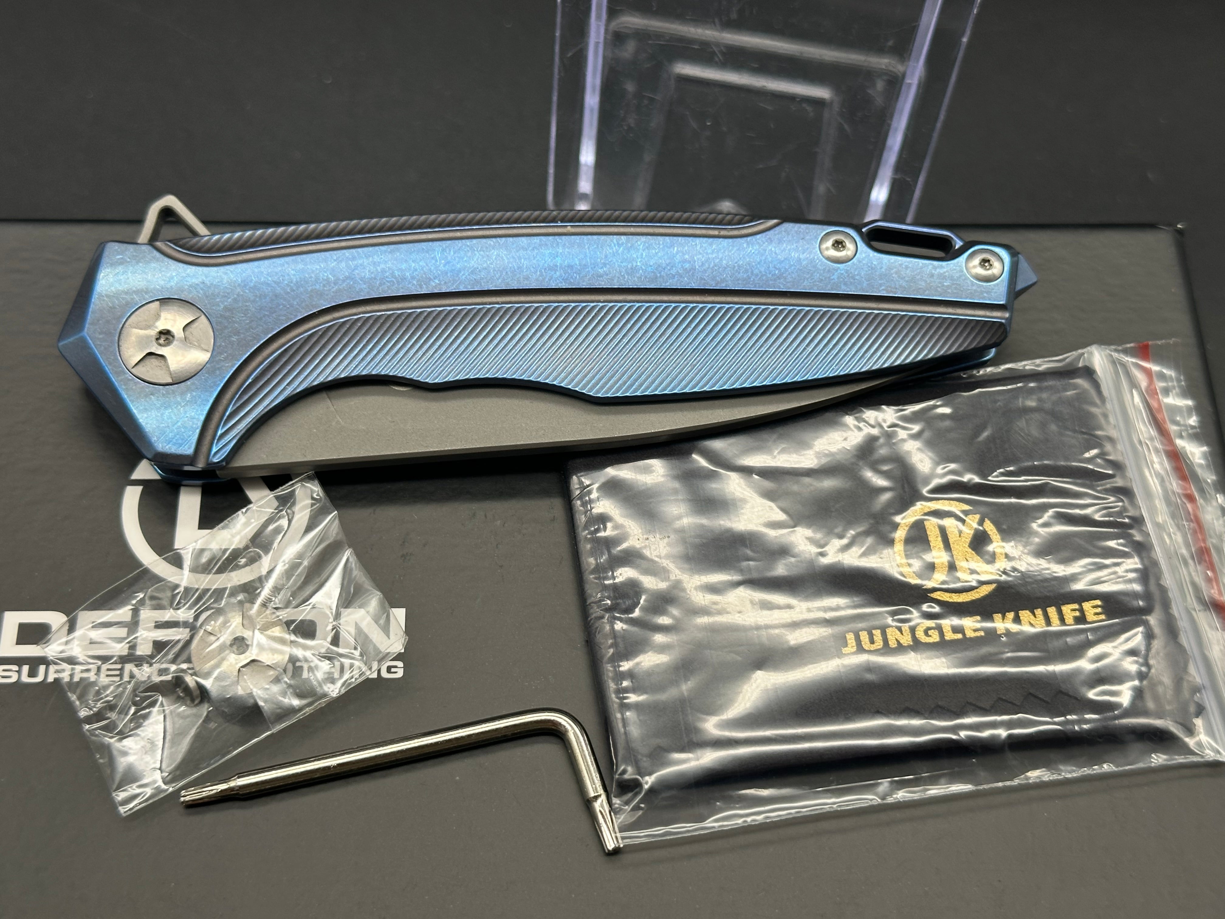 Defcon Jungle Knife TF 5288 - High Carbon Steel Survival Knife with Sheath - Tactical Outdoor Hunting & Camping Knife for Bushcraft, Hiking & Emergency Preparedness