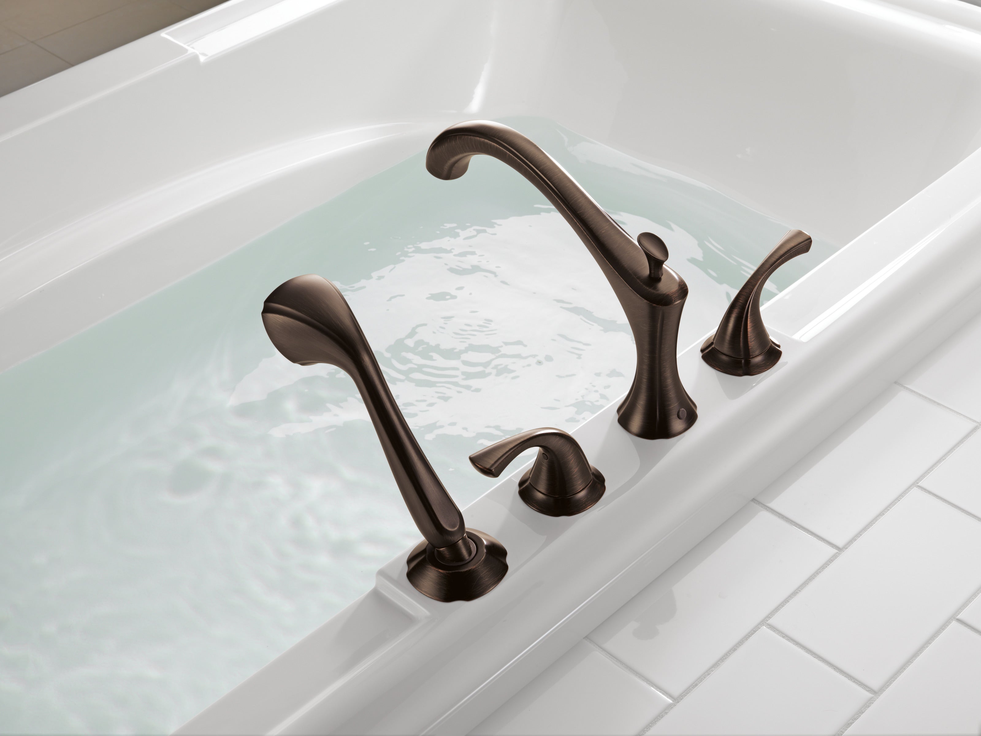 Delta Addison Roman Tub Faucet Trim with Hand Shower in Venetian Bronze (T4792 RB) - Perfect for Bathroom Renovation & Spa-Like Experience