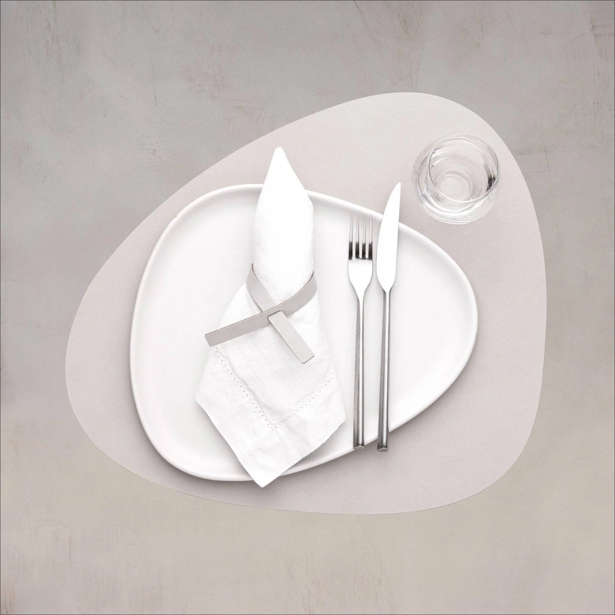 LIND DNA Nupo Curve Table Placemat Large - Premium Oyster White Placemat for Dining Table, Kitchen, and Restaurant - Elegant & Durable Table Setting Accessory for Everyday Use and Special Occasions