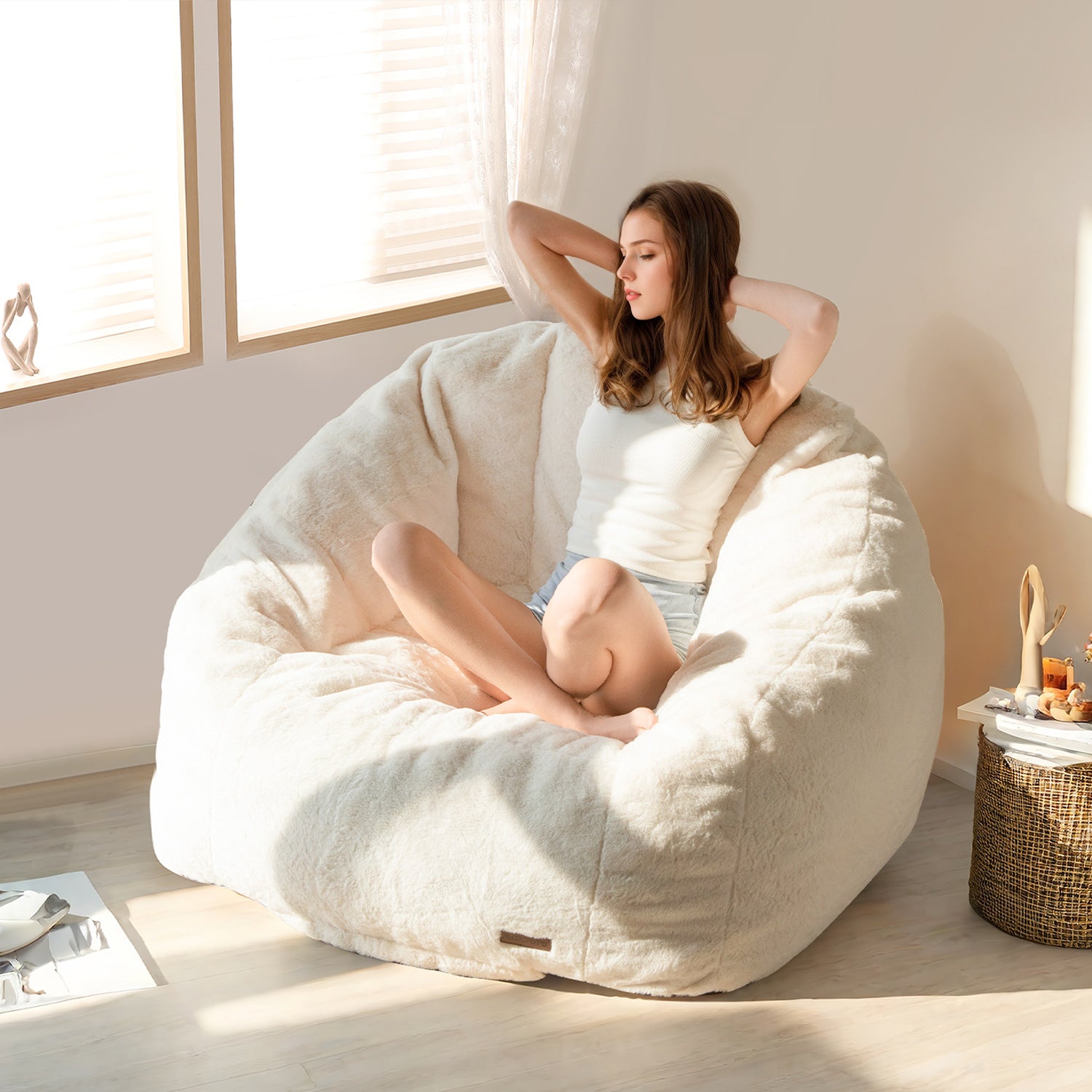 MAXYOYO Giant Bean Bag Chair - Oversized Faux Fur Shell Design with Premium Filler | Ultra Comfortable Lounge Chair for Living Room, Bedroom, Game Room & Dorm