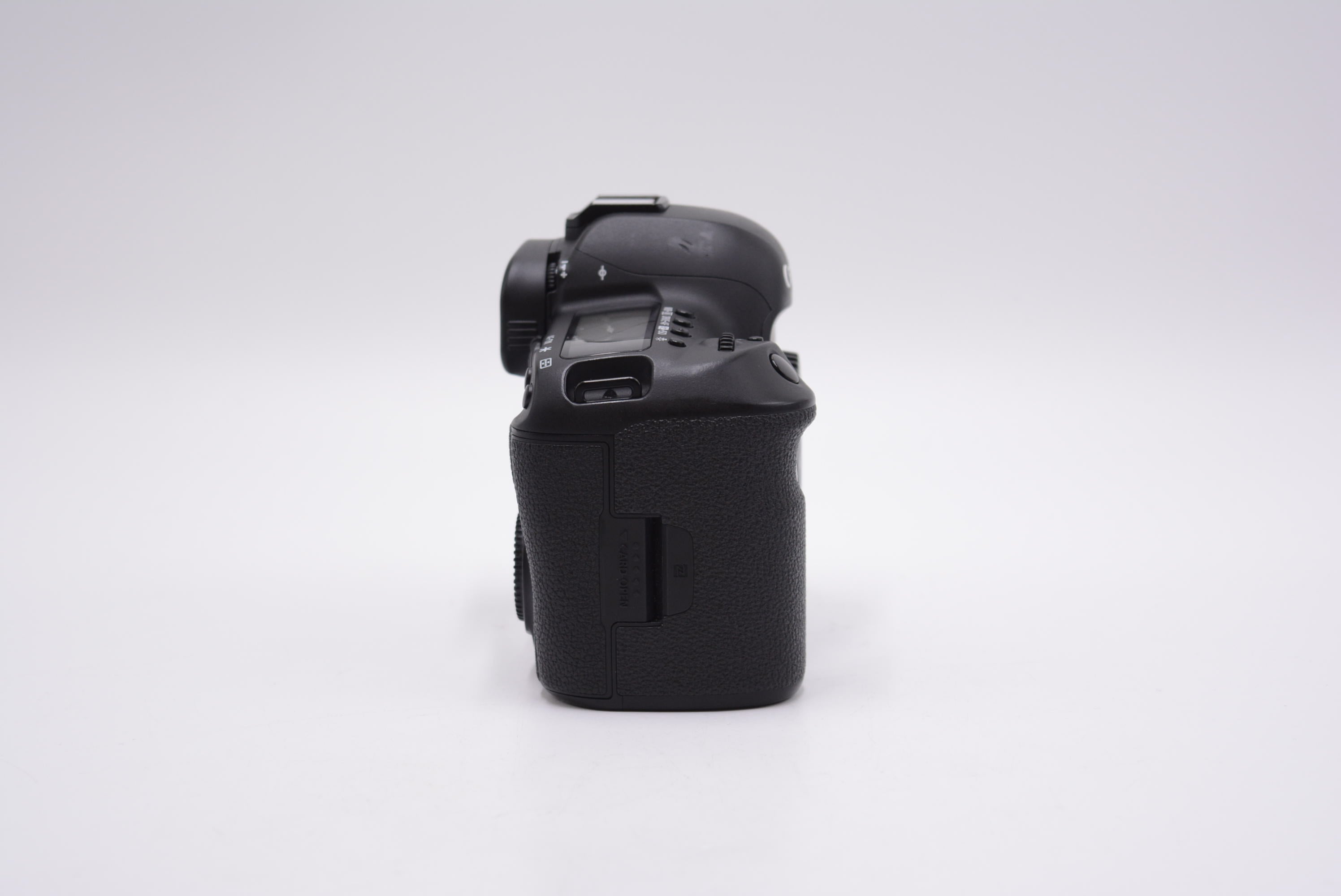 Canon EOS 5D Mark IV DSLR Camera with SwissPro BG 1J Battery Grip (Used) - Professional Photography, Wedding & Portrait Shooting, Travel & Outdoor Photography