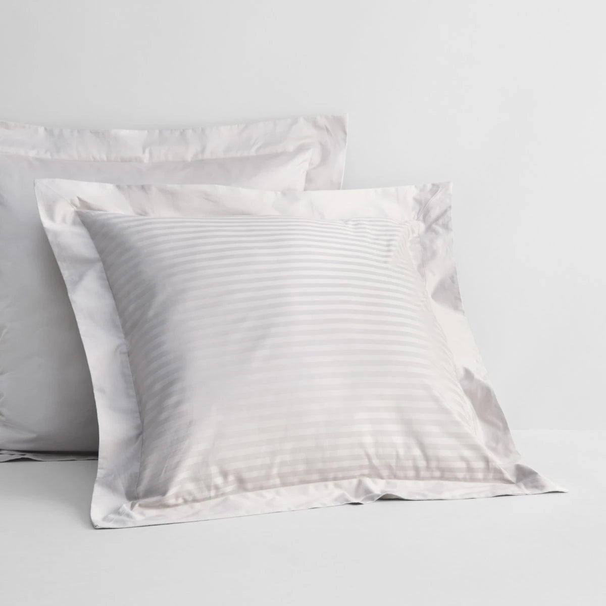 Premium 1200 Thread Count Millennia DRIFTWOOD Quilt Cover Set by Sheridan - Luxury Bedding for Master Bedrooms & Guest Rooms