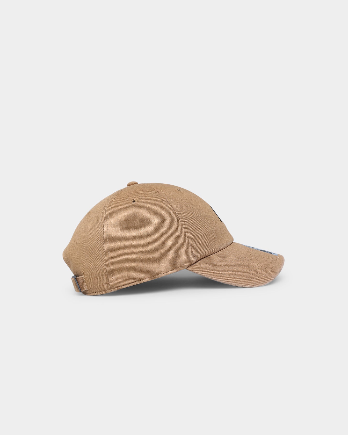 New York Yankees 47 Brand Clean Up Strapback Hat - Adjustable Camel Baseball Cap for Men & Women - Perfect for Games, Casual Wear & Sports Fans