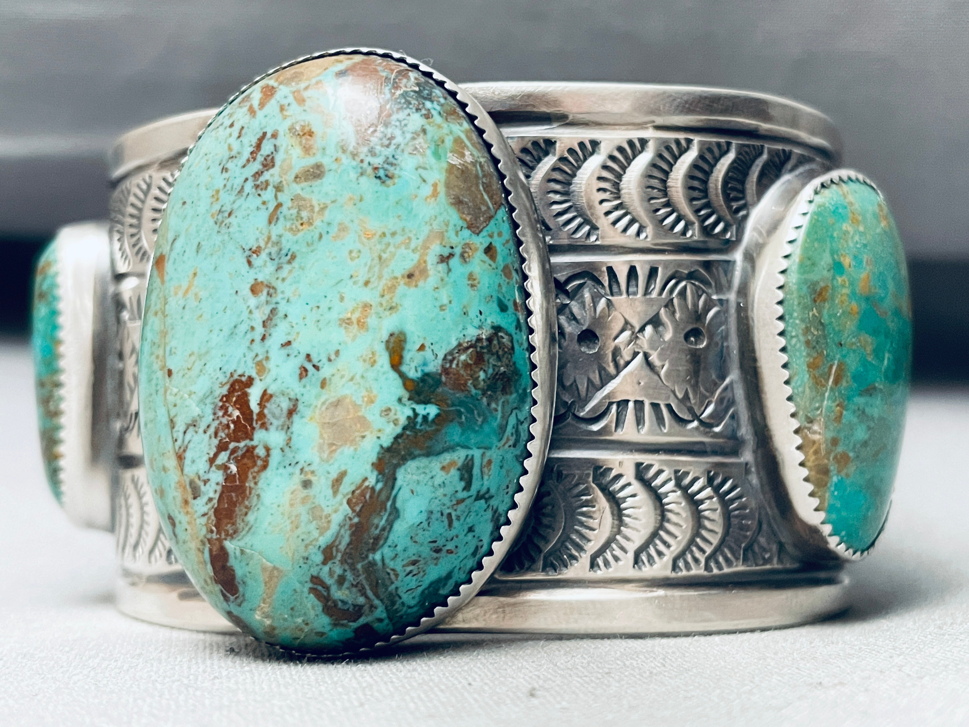 117g Authentic Navajo Sterling Silver Bracelet with Green Turquoise – Handmade Native American Jewelry for Women, Perfect for Gifts & Special Occasions