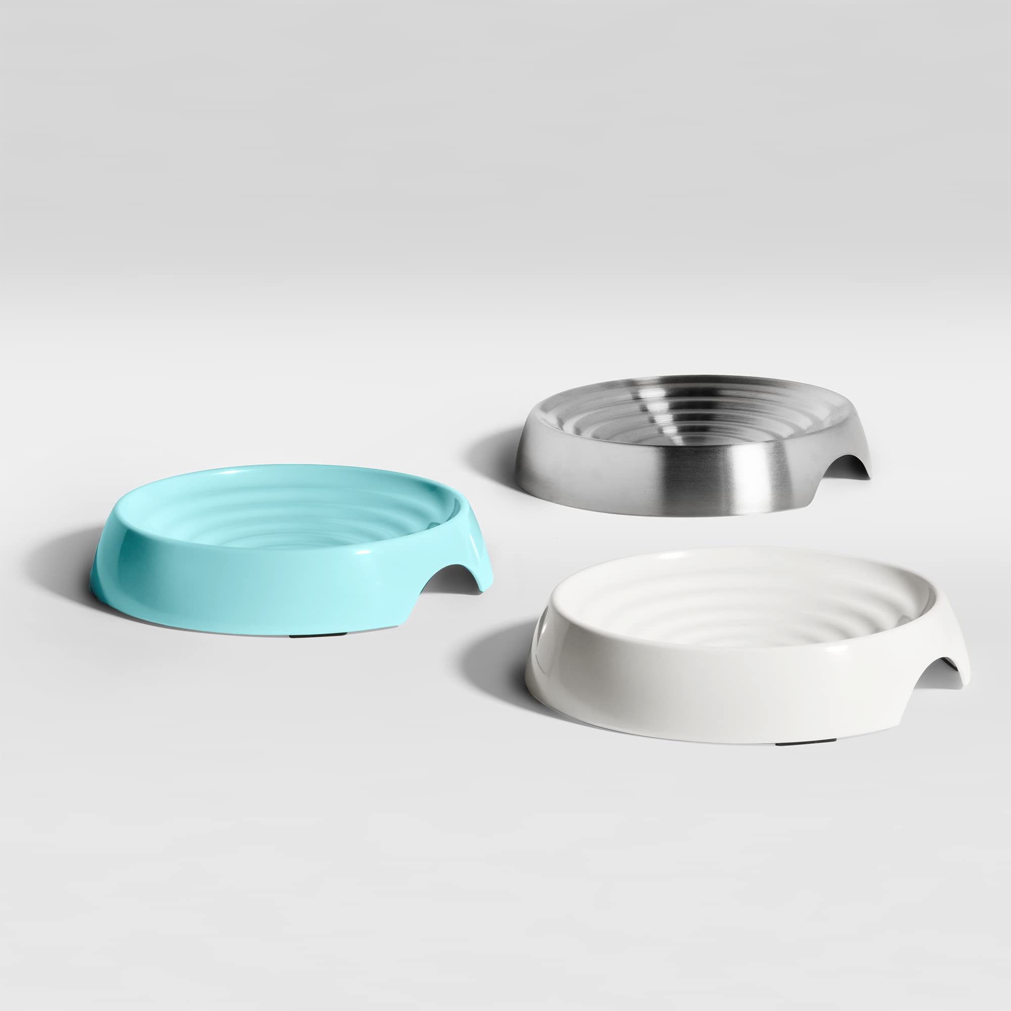 **CatGuru Whisker Stress-Free Cat Food Bowl - Wide, Non-Slip, Shallow Dish for Whisker Fatigue Relief - Perfect for Picky Eaters & Sensitive Cats (Ideal for Home, Travel & Multi-Cat Feeding)**